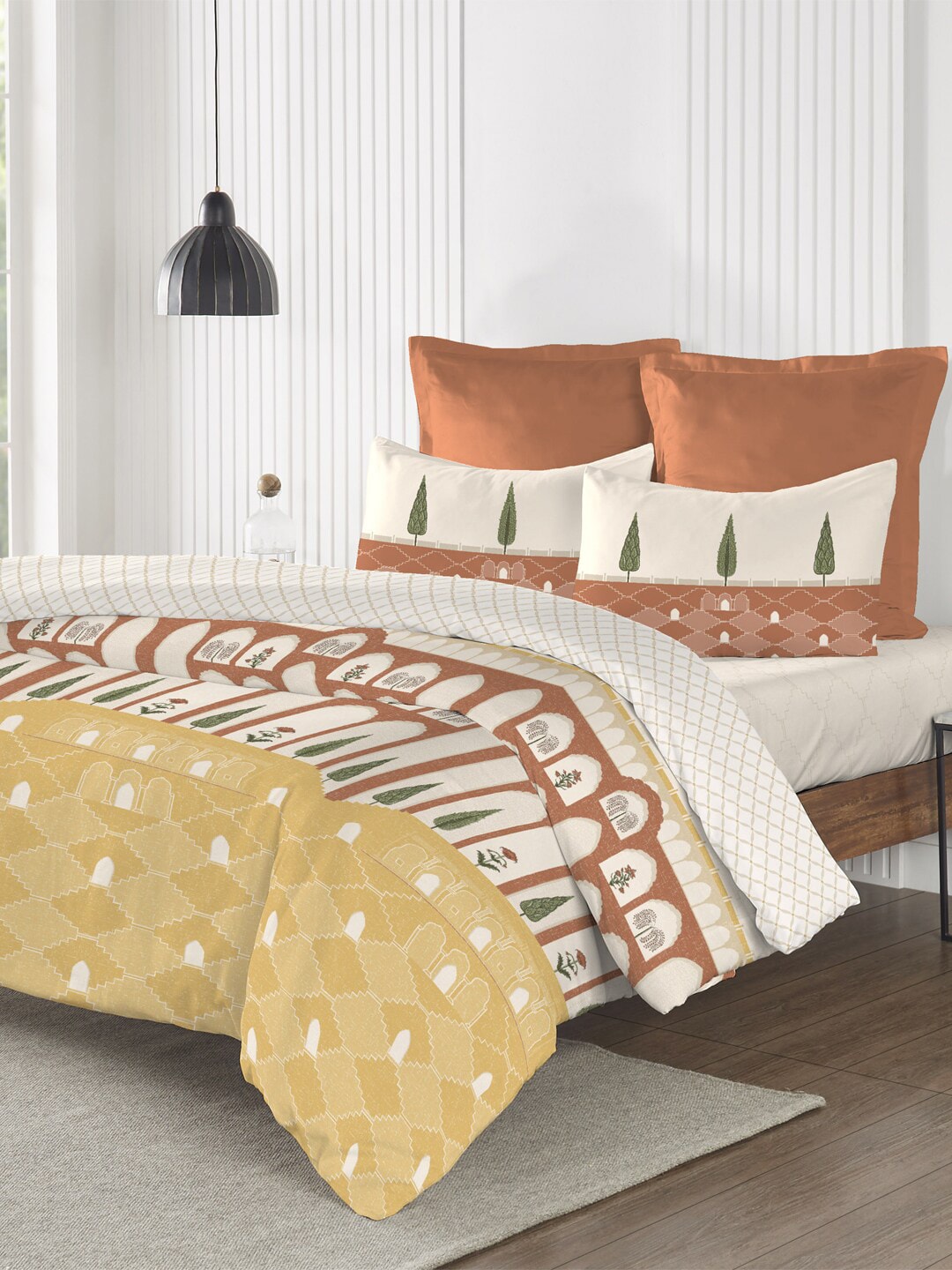 MYTRIDENT Road To Jaipur Brown Cotton 210 TC King Bedsheet & 2 Pillow Covers - Swadesiicart