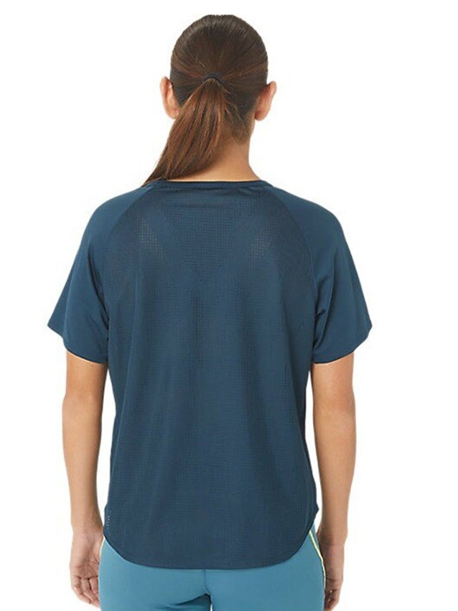 ASICS Actibreeze Raglan Sleeves Round Neck T-Shirt | Swadesiicart