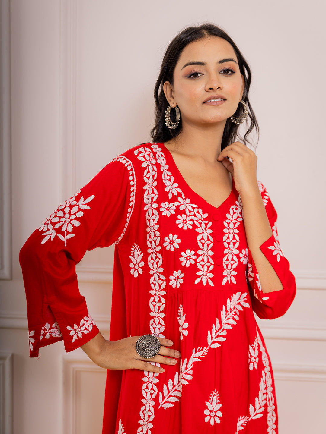 HOUSE OF KARI Cotton Floral Embroidered Chikankari Kurta | Swadesiicart