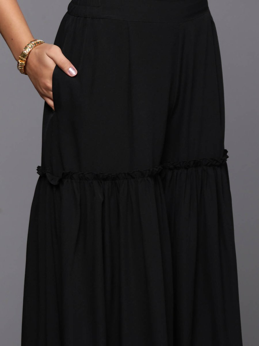Ahalyaa Women's Traditional wear Kurta Set - Black | Swadesiicart