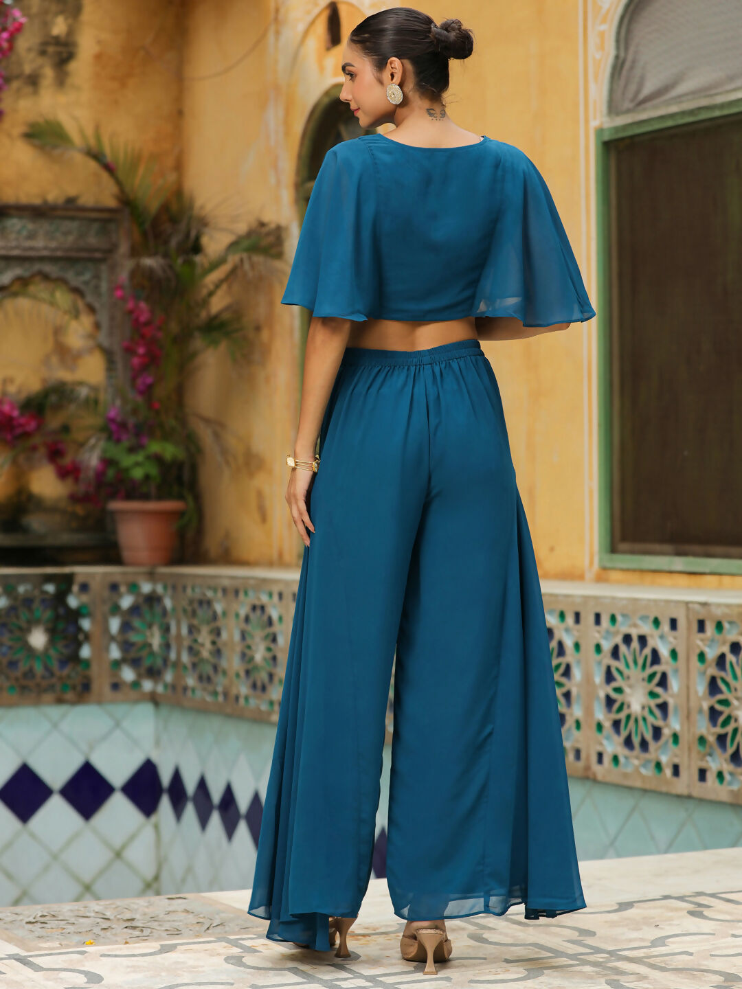 Janasya Teal Blue Georgette Yoke Embroidery Co-Ords - Swadesiicart