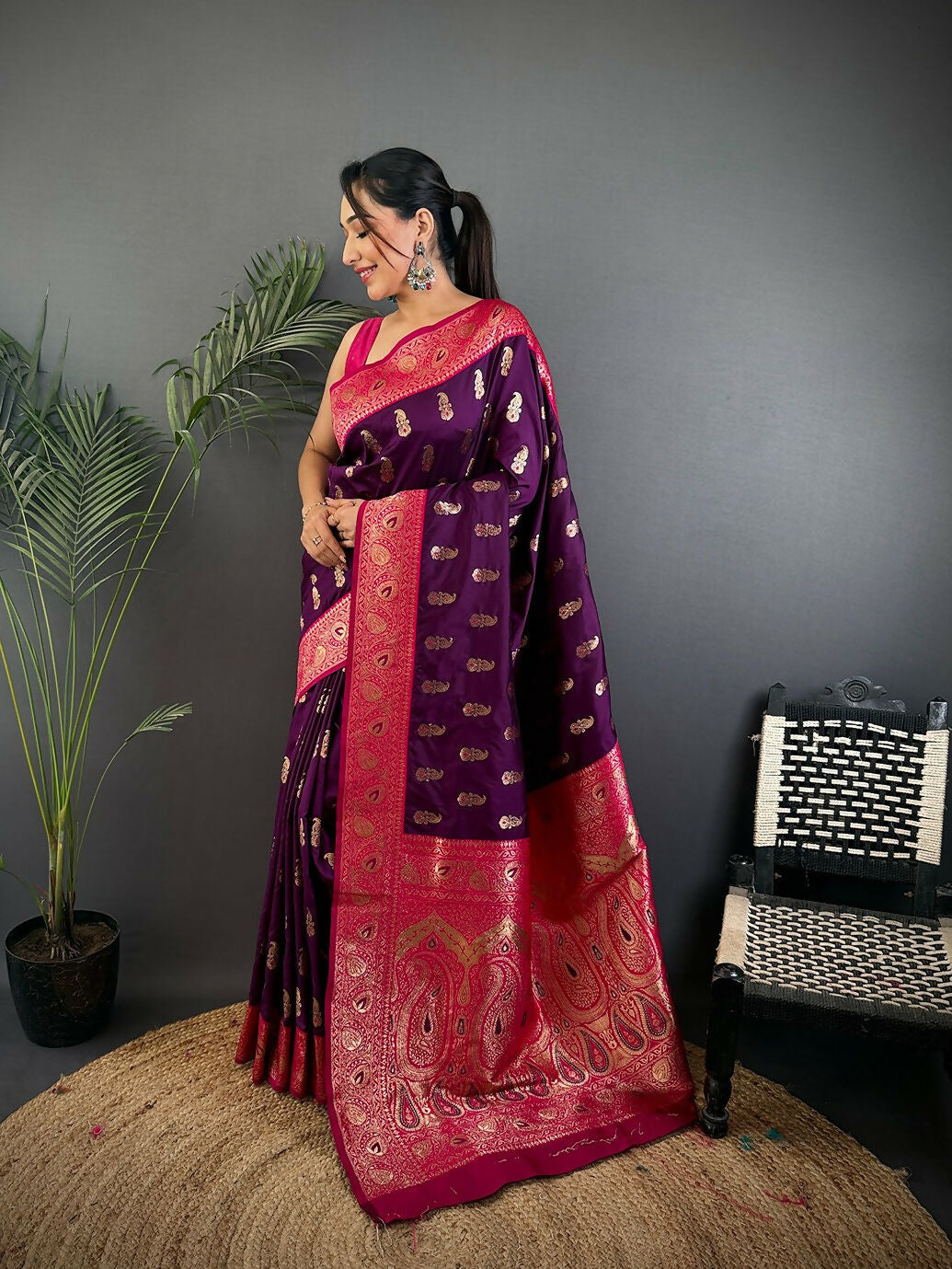 Joban Fashion Banarasi Purple Woven Butti Soft Silk Saree | Swadesiicart