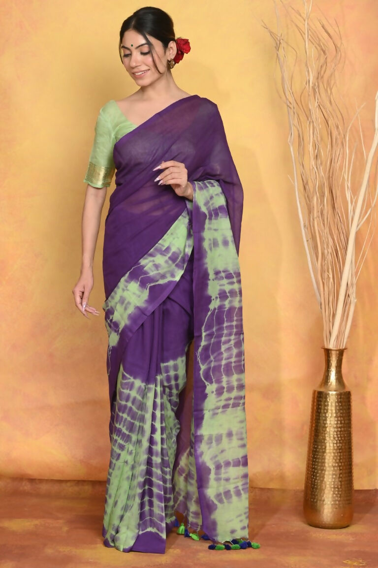 Very Much Indian Tie & Dye Handloom Mul Cotton Saree - Blue Green | Swadesiicart