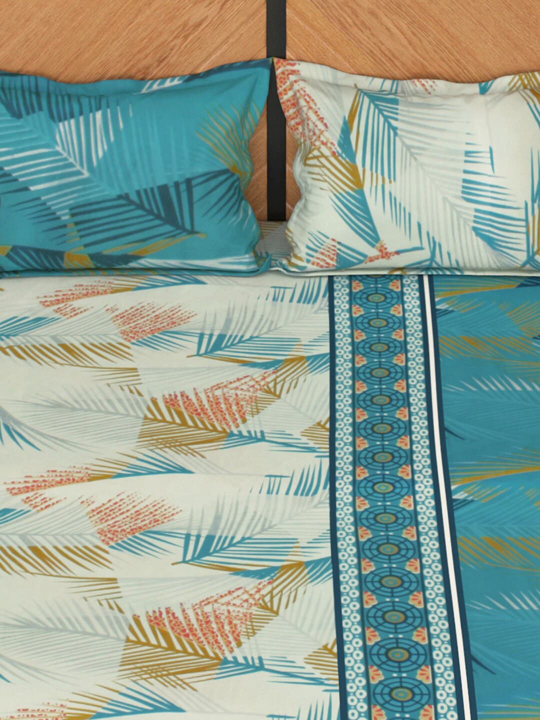 Story@home Blue & White Floral Microfiber 180 TC Queen Bedsheet With 2 Pillow Covers - Swadesiicart
