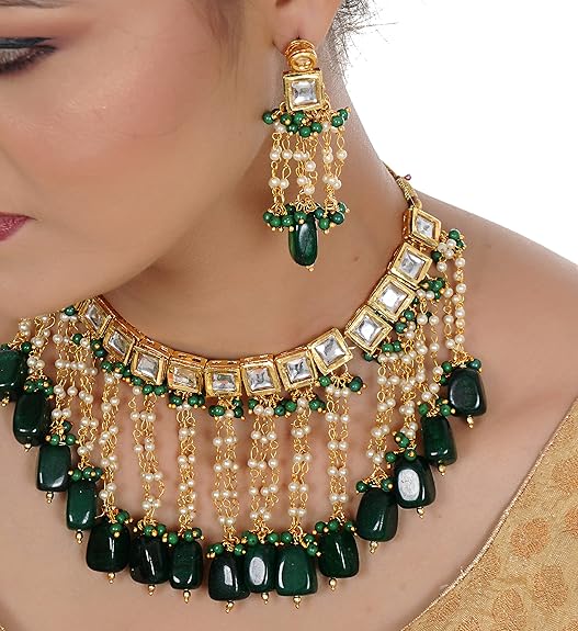 Tehzeeb Creations Back Meenakari Gold-Polished Green Color Square Shape Tika Earring Jewellery Set Uncut Kundan Big Faux Kundan Dibbi Kundan Choker Necklace Set | Swadesiicart