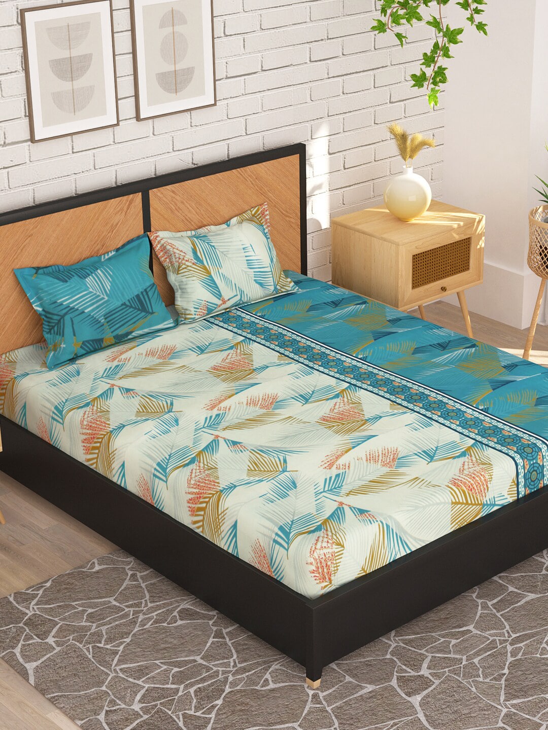 Story@home Blue & White Floral Microfiber 180 TC Queen Bedsheet With 2 Pillow Covers - Swadesiicart