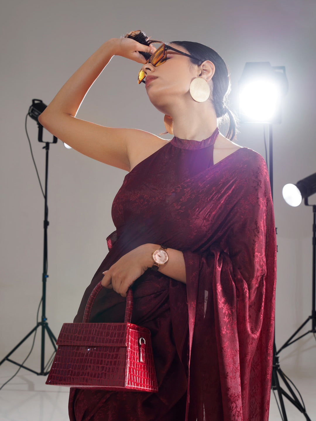 Tikhi Imli Maroon Woven Design Saree | Swadesiicart