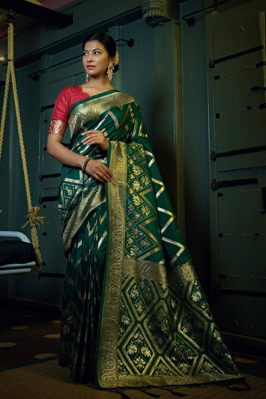 Vardha Phthalo Green Golden Zari Banarasi Silk Saree | Swadesiicart