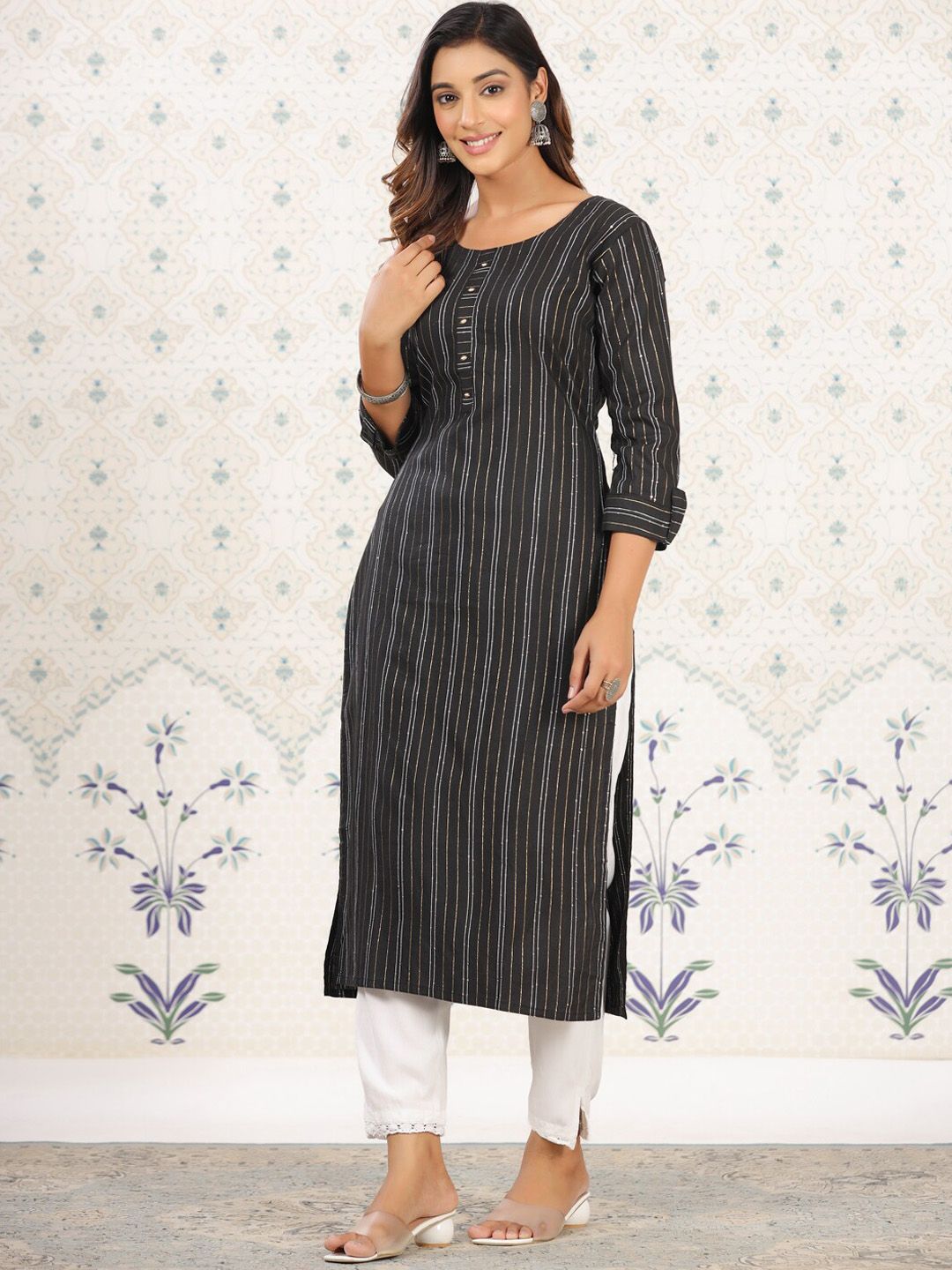 Ode by House of Pataudi Striped Round Neck Straight Cotton Kurta - Swadesiicart