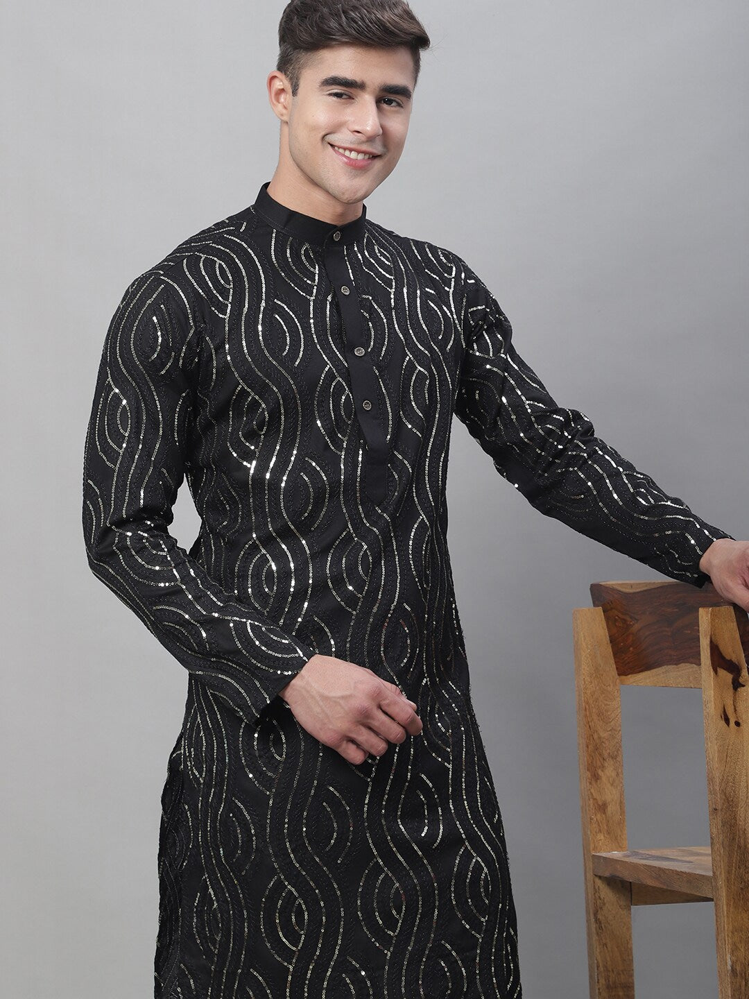 Sojanya Sequined Mandarin Collar Pure Cotton Kurta | Swadesiicart