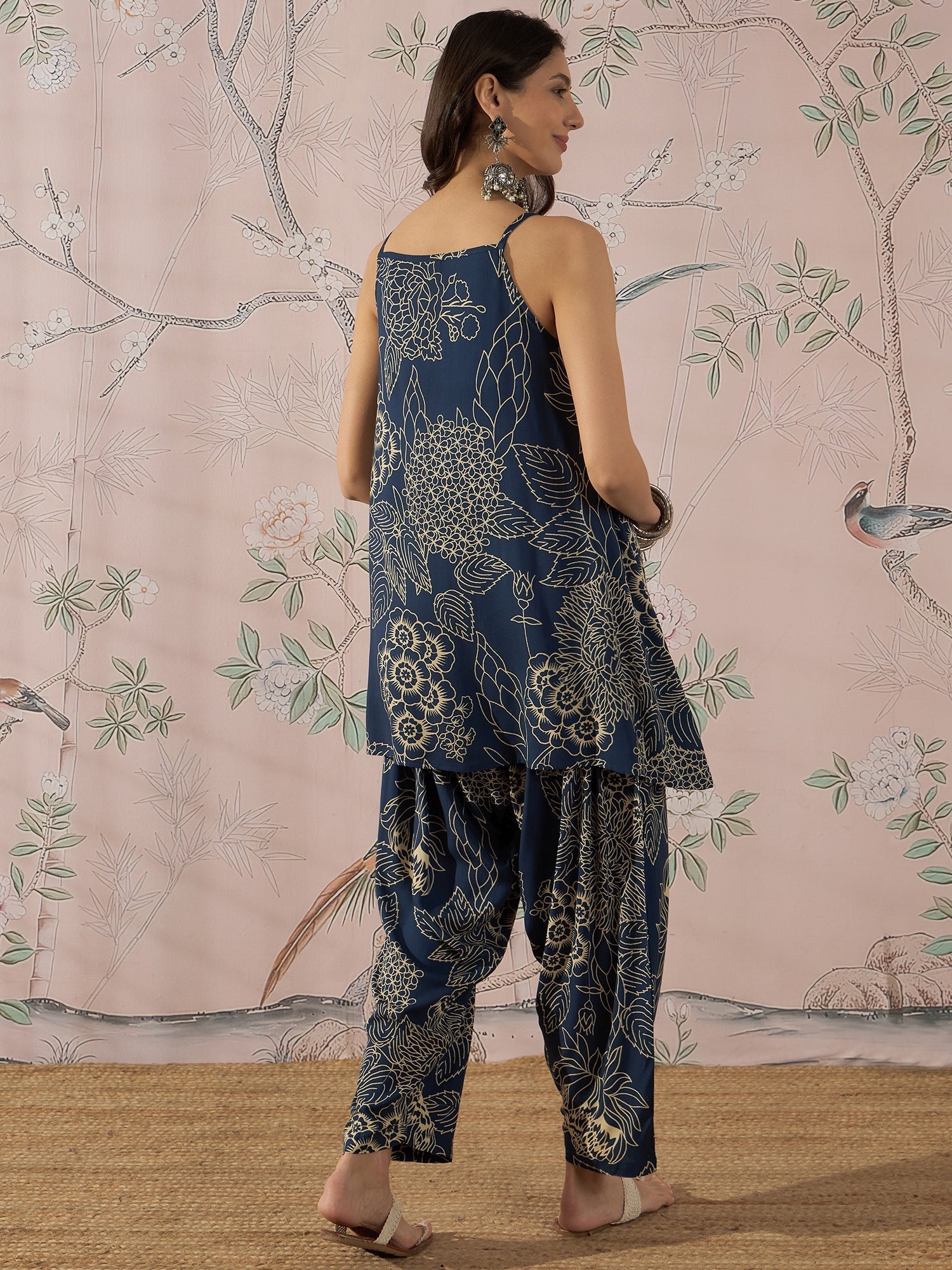 InWeave Peacock Teal Rose Leaf Strappy Set - Swadesiicart