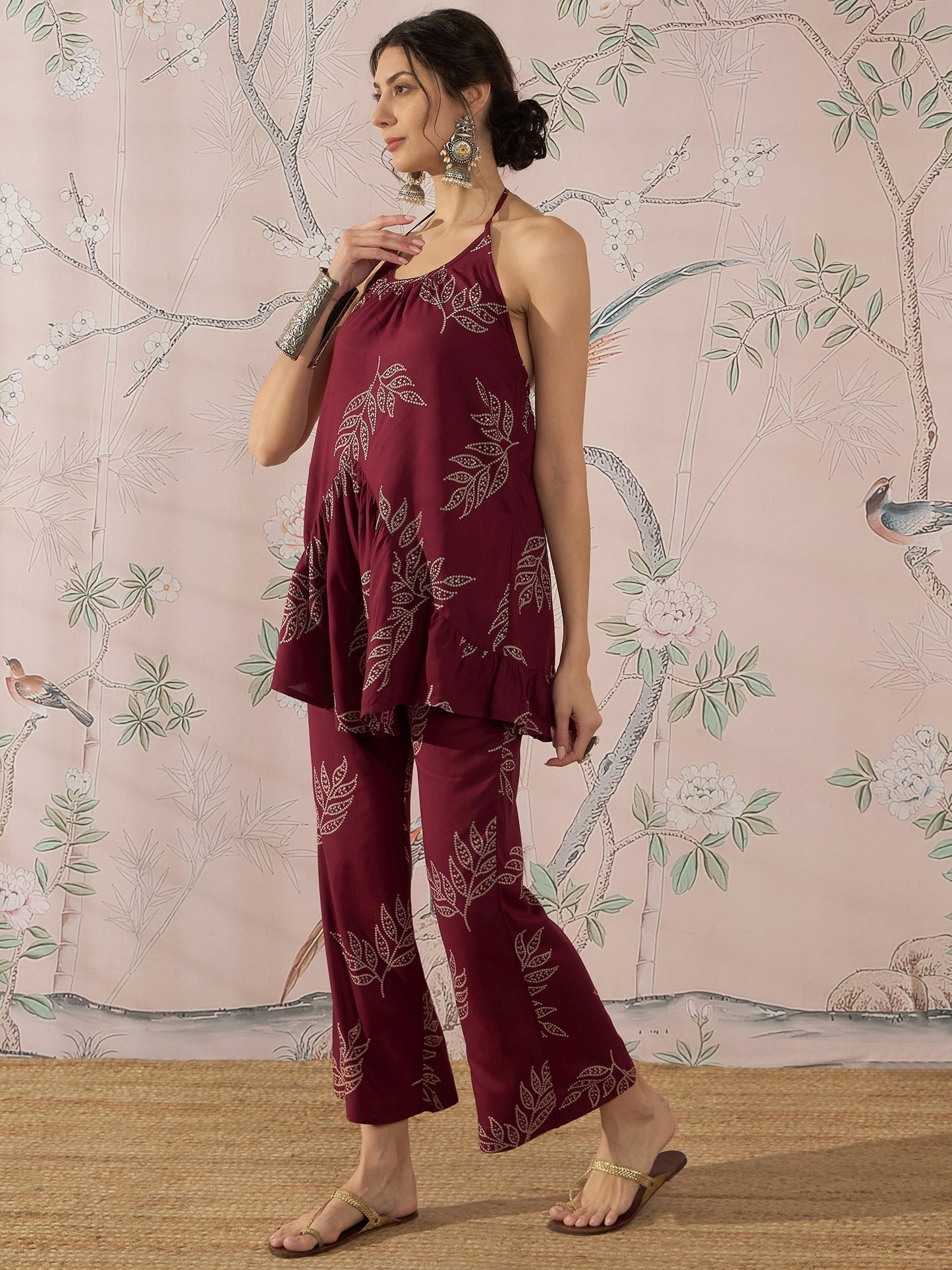 InWeave Dark Maroon Leaf Halter Strappy Set - Swadesiicart