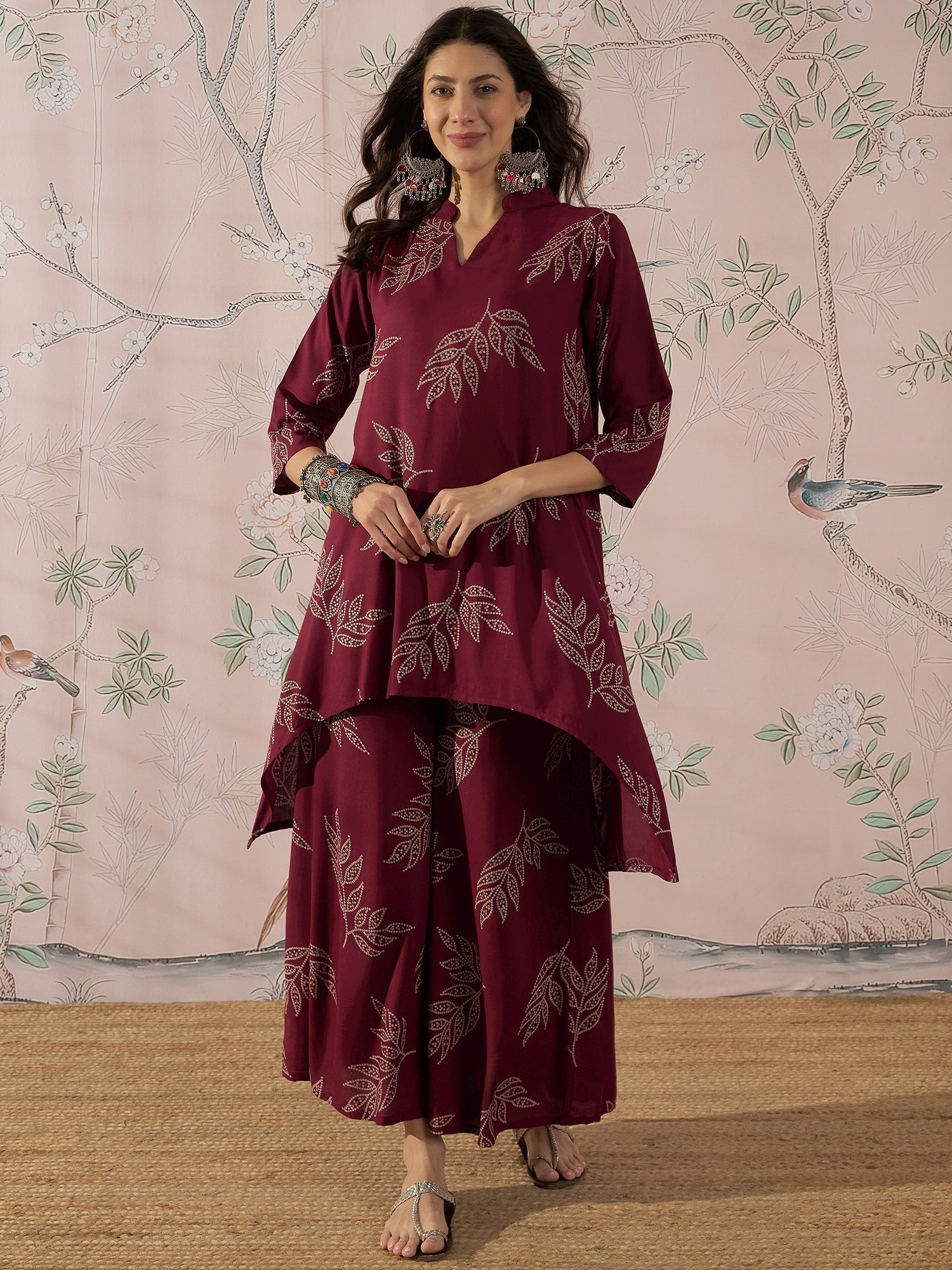InWeave Dark Maroon Leaf Mandarin Kurta Set - Swadesiicart