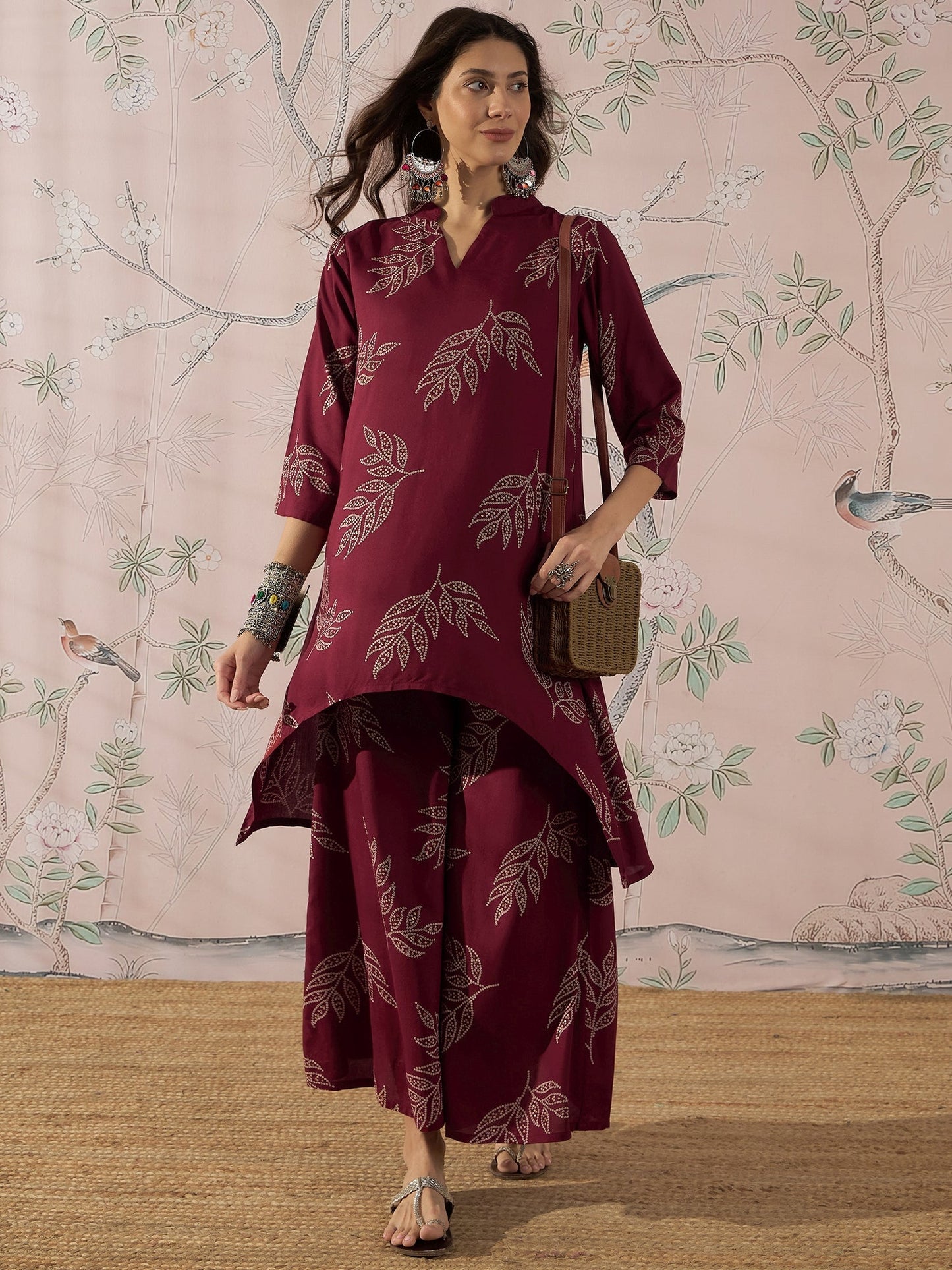 InWeave Dark Maroon Leaf Mandarin Kurta Set - Swadesiicart