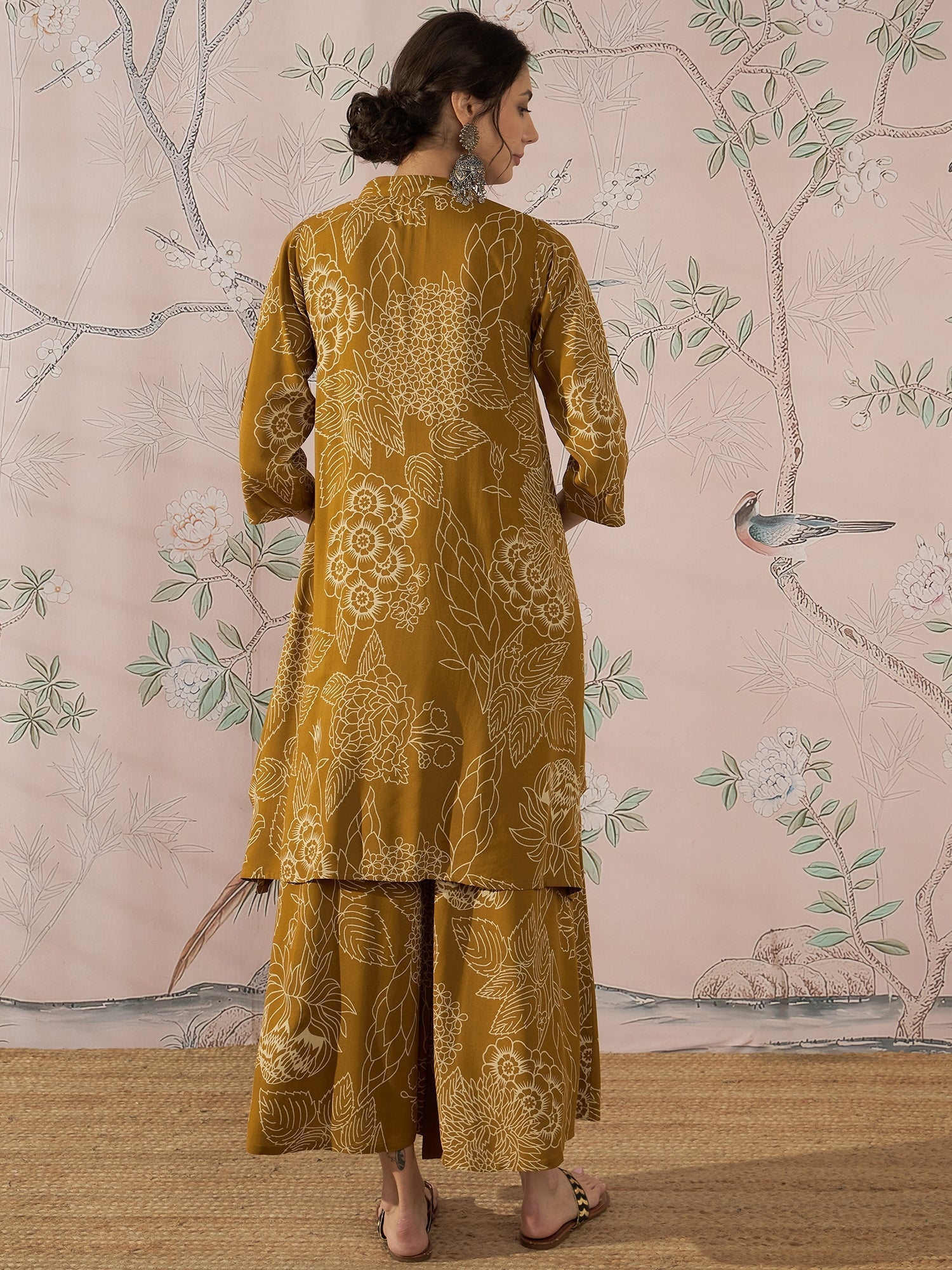 InWeave Dark Yellow Rose Leaf Mandarin Kurta Set - Swadesiicart