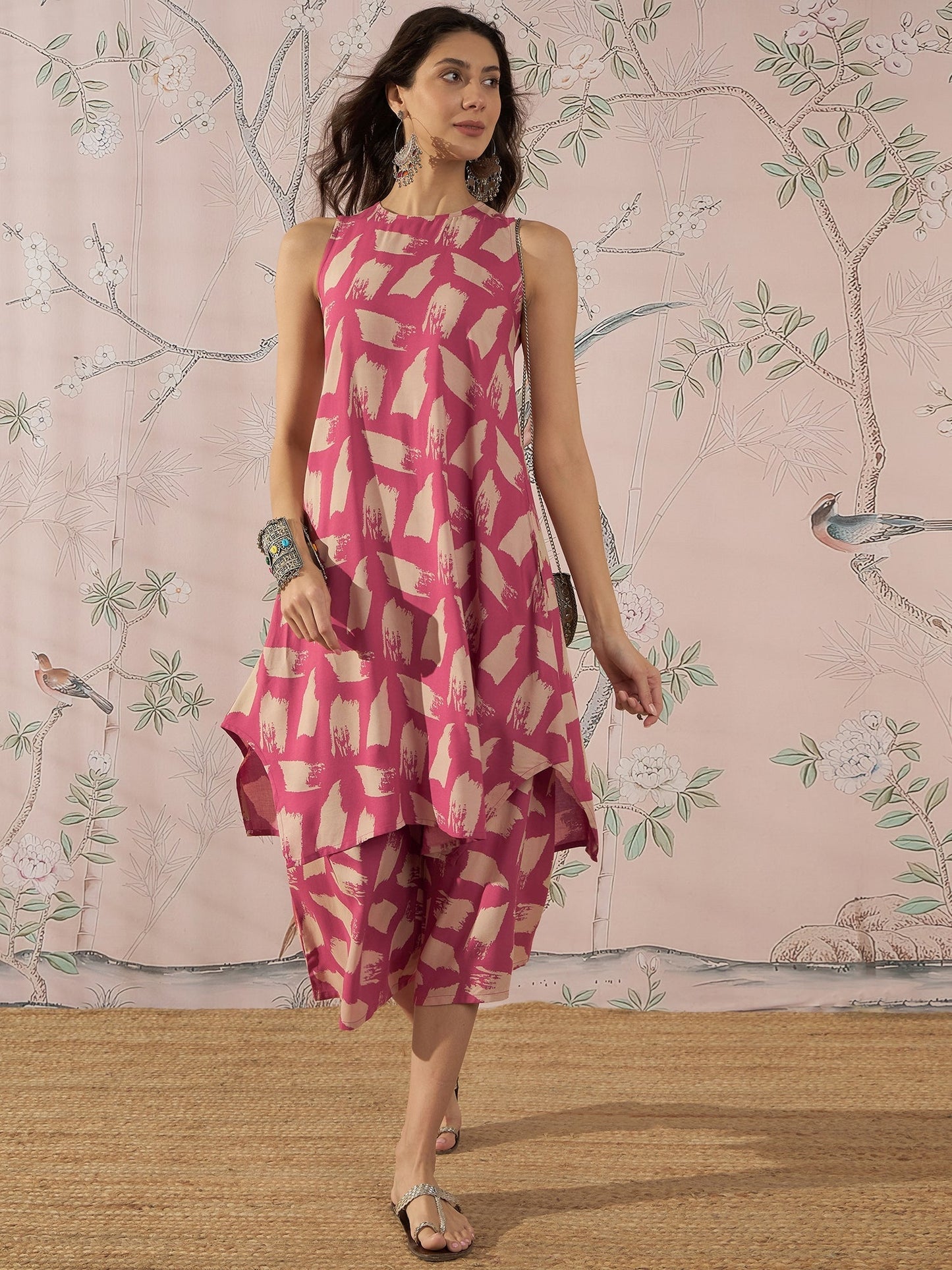 InWeave Punch Pink Beige Kurta Set - Swadesiicart