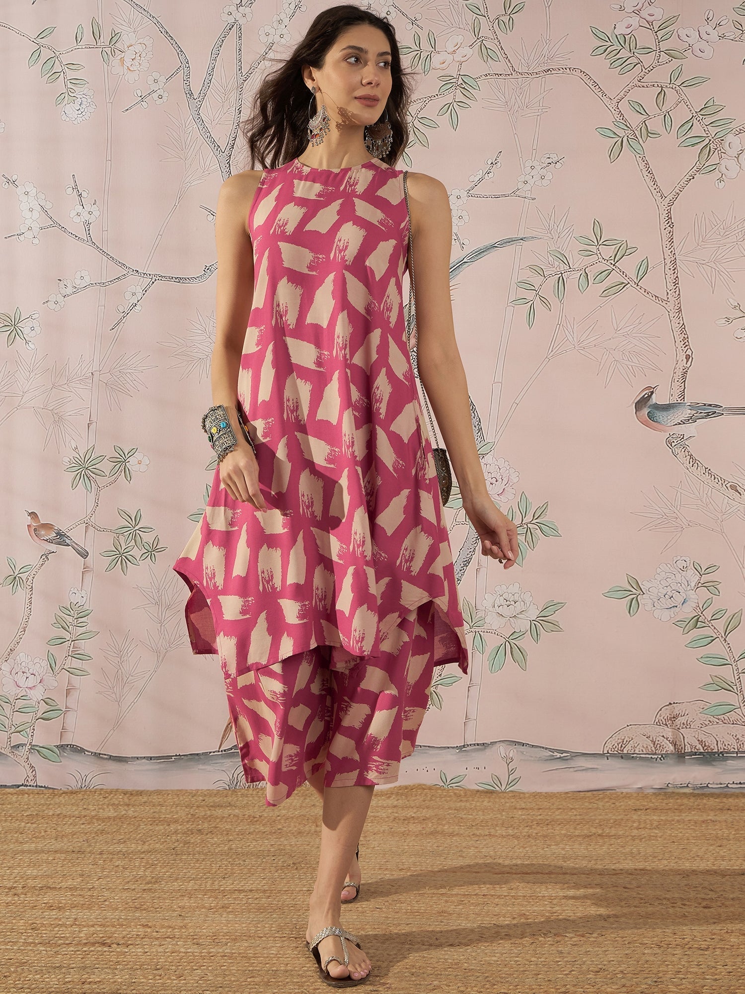 InWeave Punch Pink Beige Kurta Set - Swadesiicart