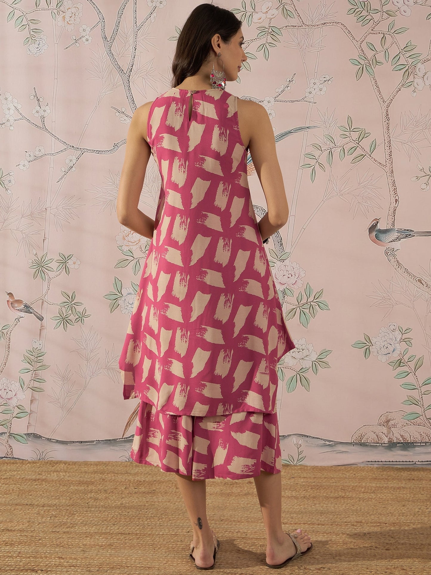 InWeave Punch Pink Beige Kurta Set - Swadesiicart