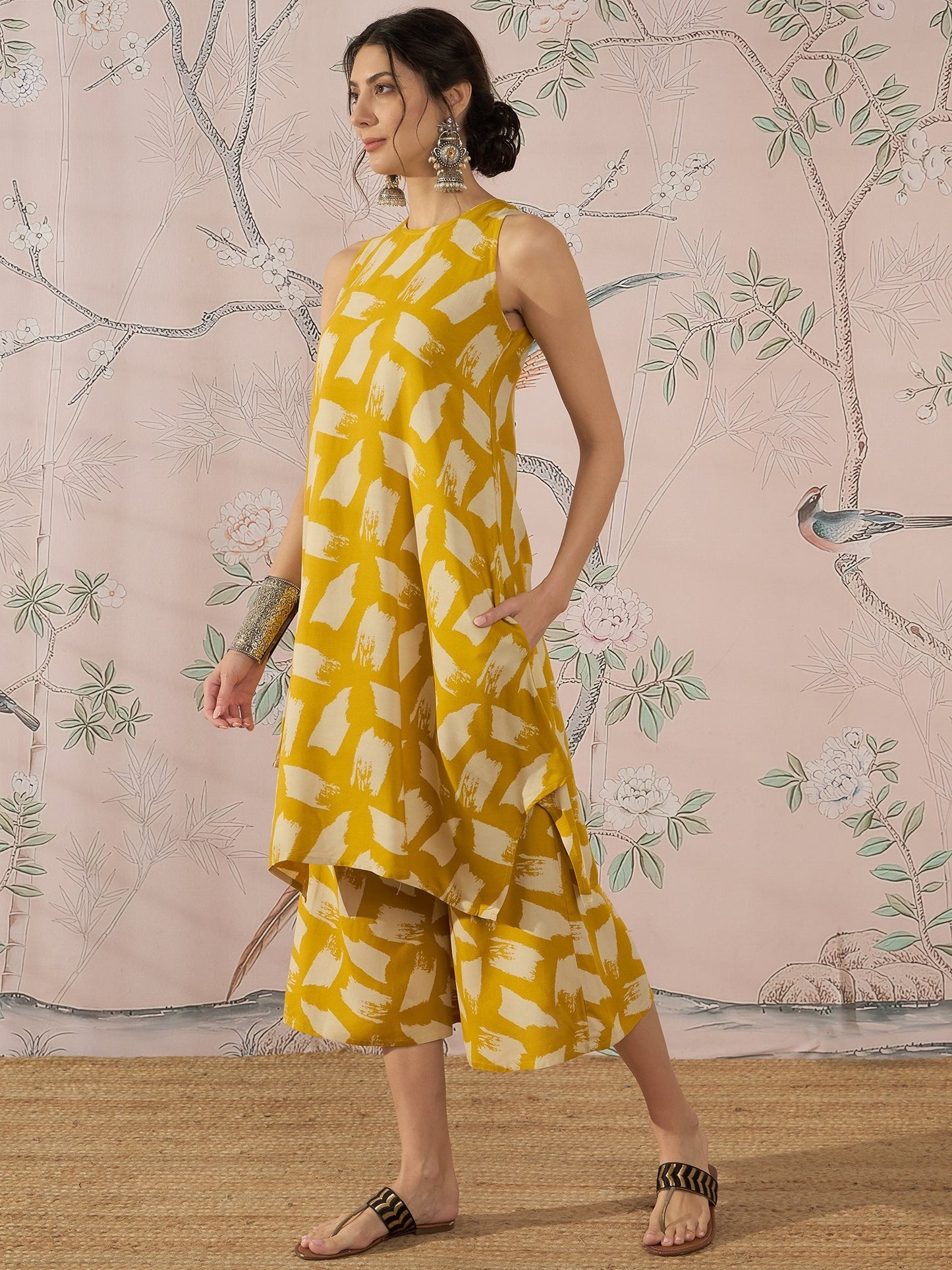 InWeave Honey Yellow Beige Kurta Set - Swadesiicart