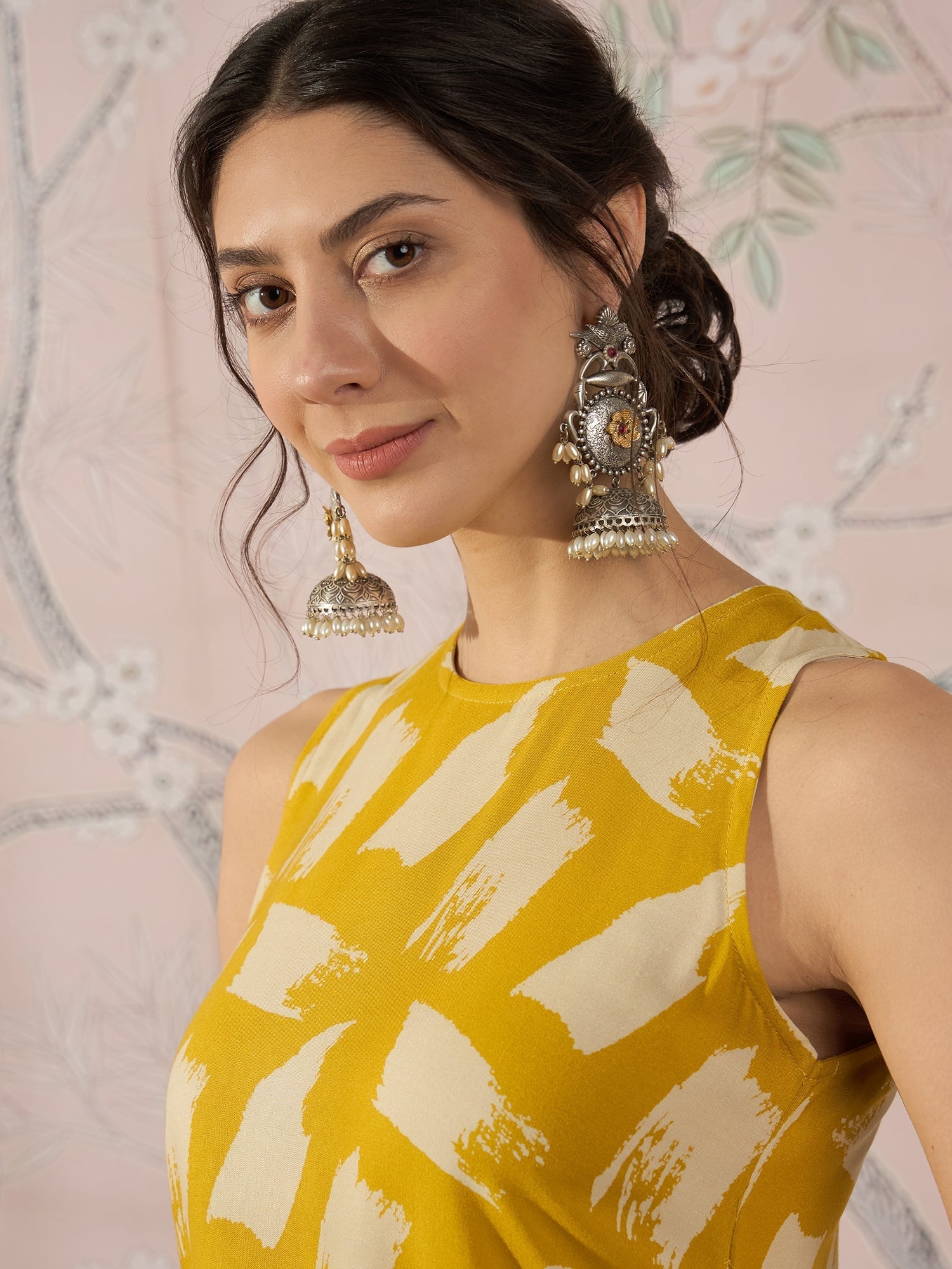 InWeave Honey Yellow Beige Kurta Set - Swadesiicart