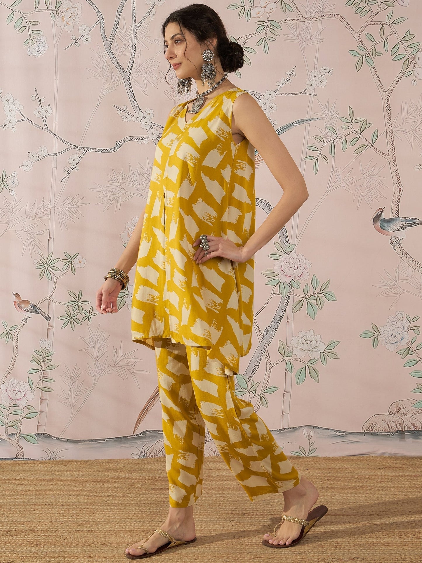 InWeave Honey Yellow Beige Slit Kurta Set - Swadesiicart