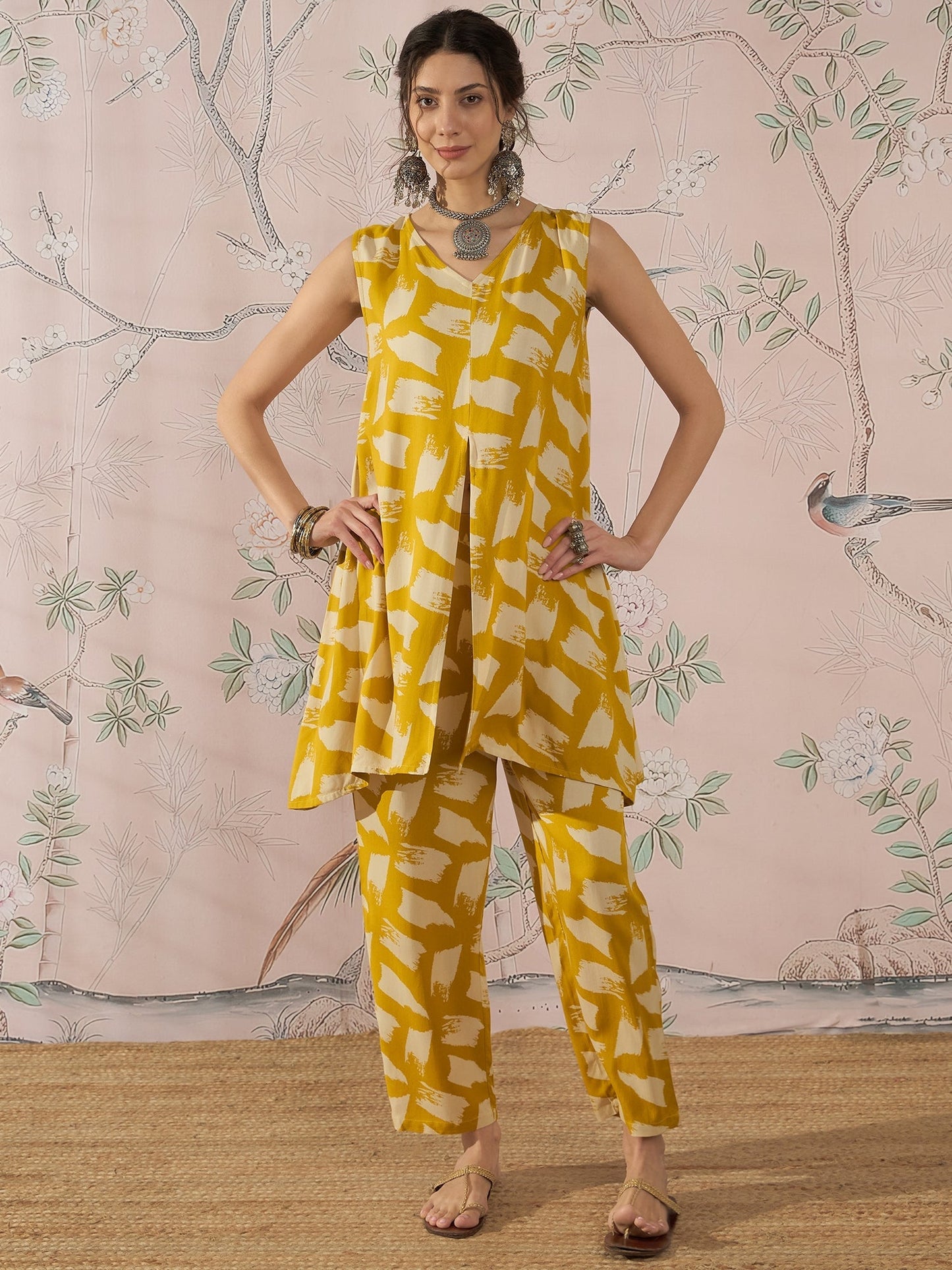 InWeave Honey Yellow Beige Slit Kurta Set - Swadesiicart