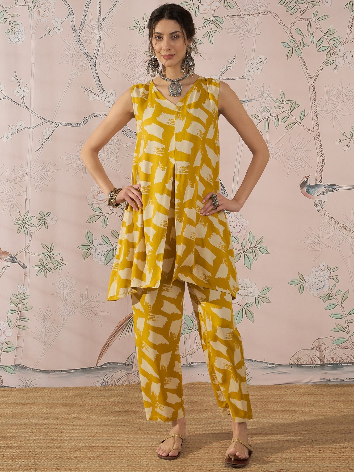 InWeave Honey Yellow Beige Slit Kurta Set - Swadesiicart