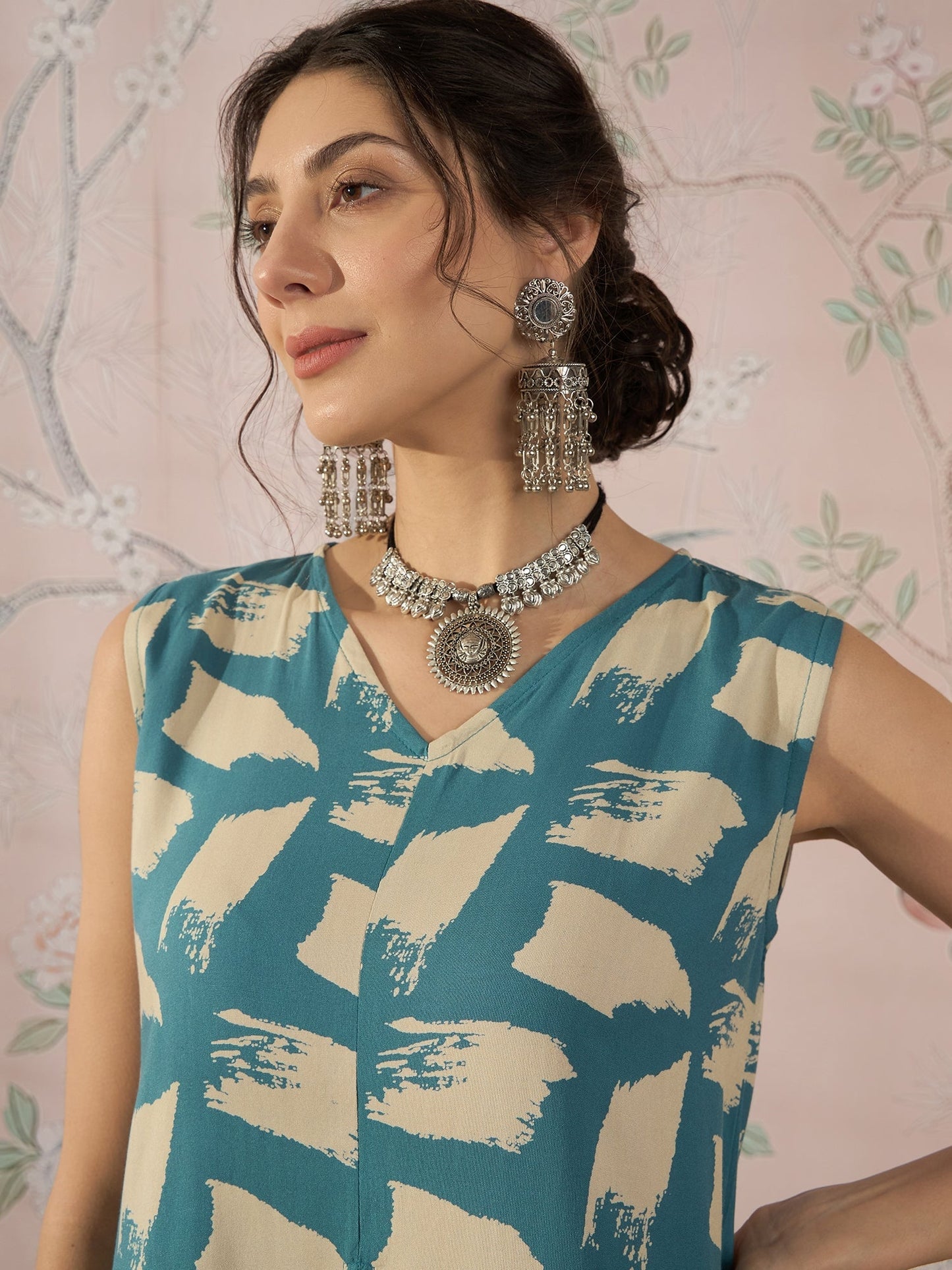 InWeave Marin Teal Beige Slit Kurta Set - Swadesiicart