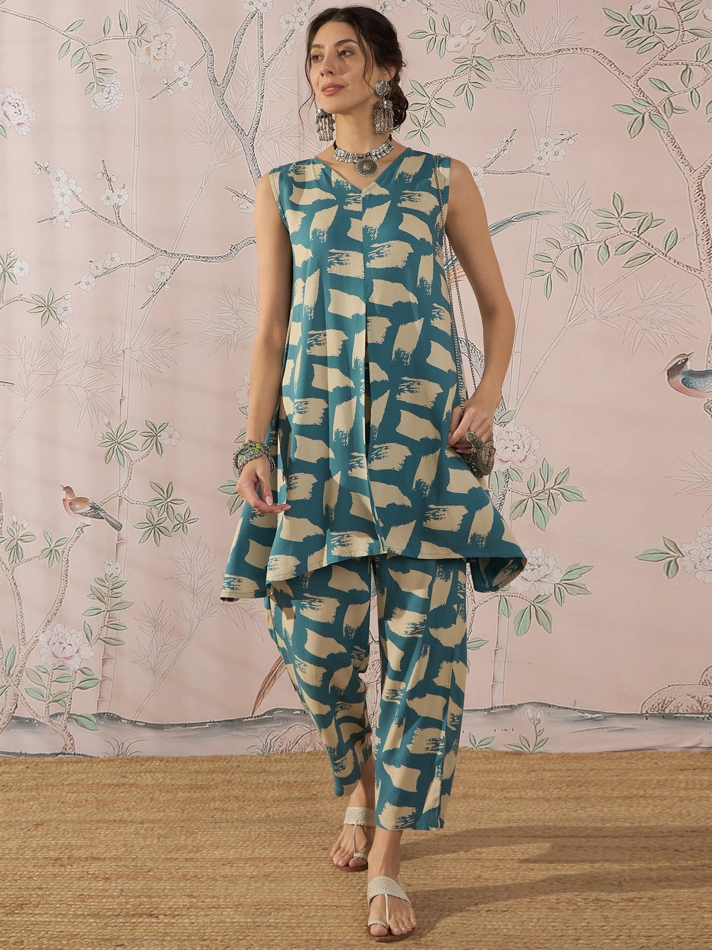 InWeave Marin Teal Beige Slit Kurta Set - Swadesiicart