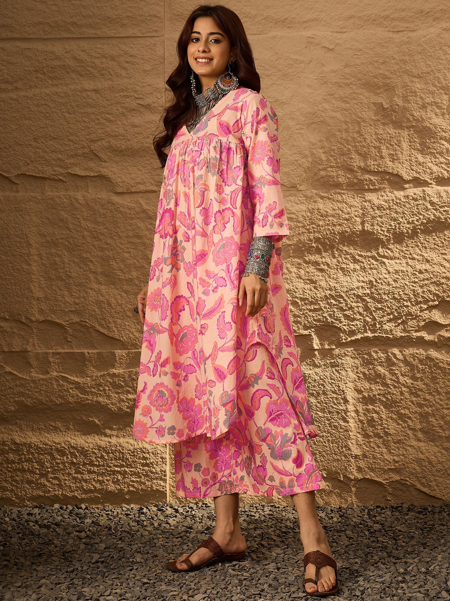 InWeave Light Peach Big V-Flared Kurta Set - Swadesiicart