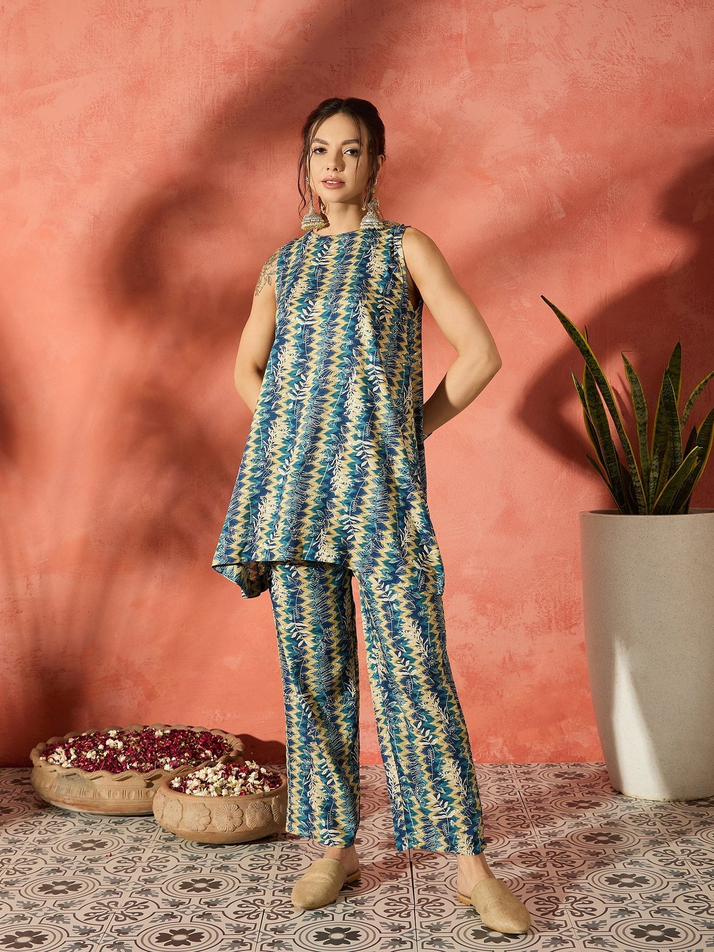 InWeave Teal Leaf Zig Zag Foil W/S Kurta Pant Set - Swadesiicart