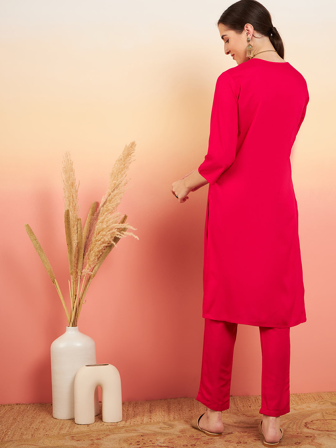 InWeave Women's Fuschia Sequance Patch Work Kurta Set - Swadesiicart