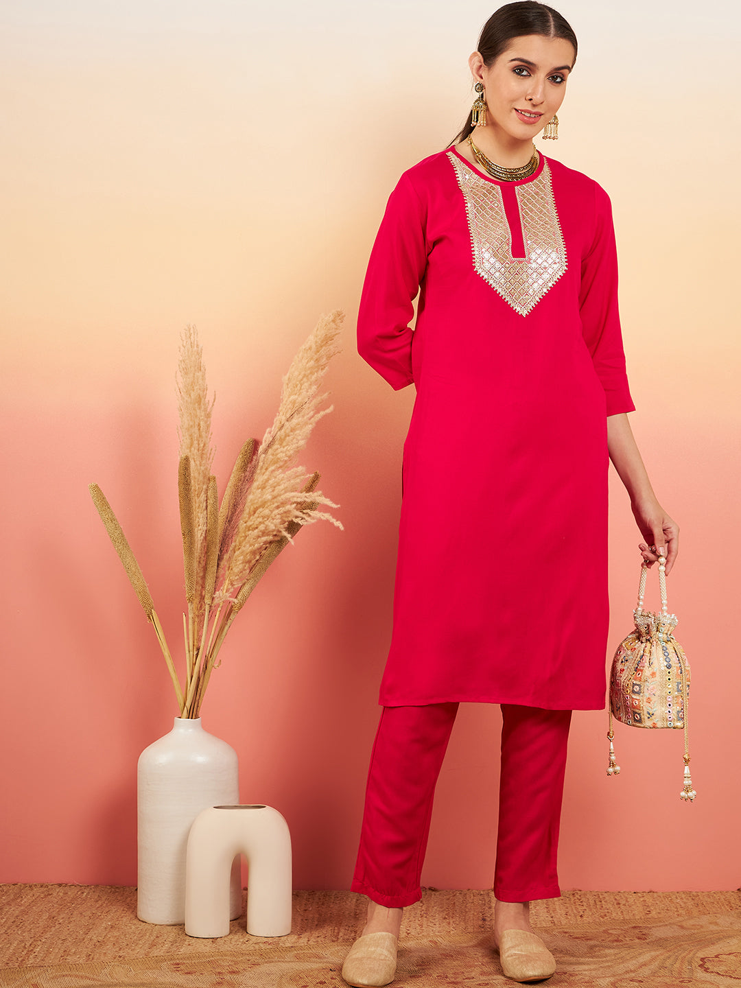 InWeave Women's Fuschia Sequance Patch Work Kurta Set - Swadesiicart