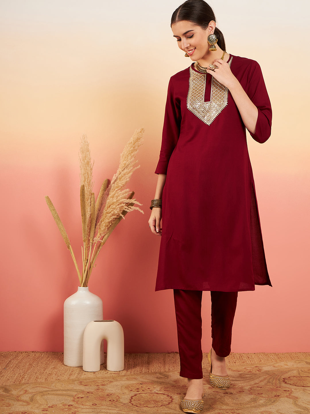 InWeave Women's Maroon Sequance Patch Work Kurta Set - Swadesiicart