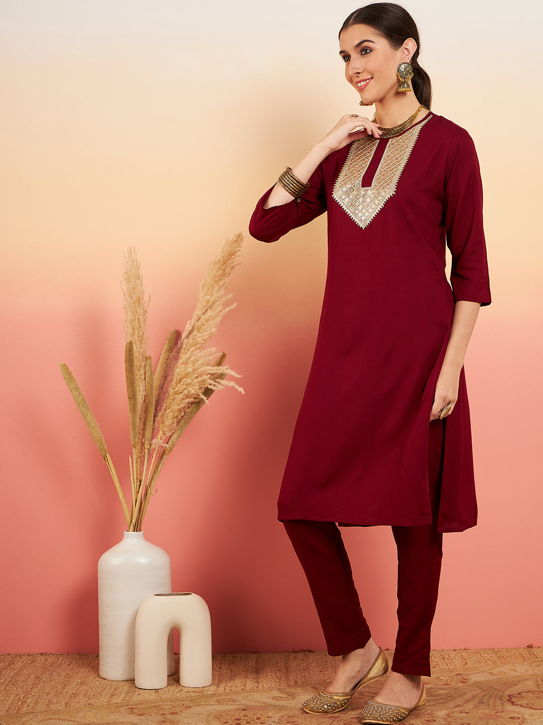 InWeave Women's Maroon Sequance Patch Work Kurta Set - Swadesiicart
