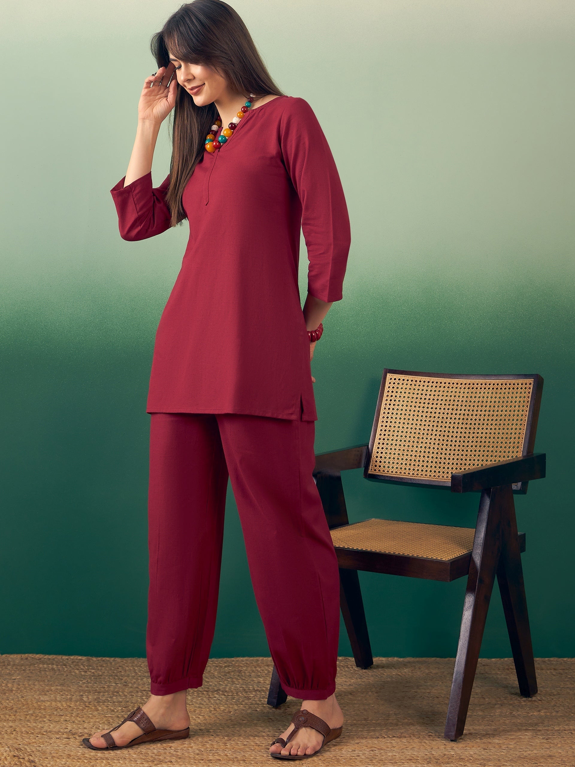 InWeave Burgundy Solid V Neck Short Kurta Pant Set - Swadesiicart