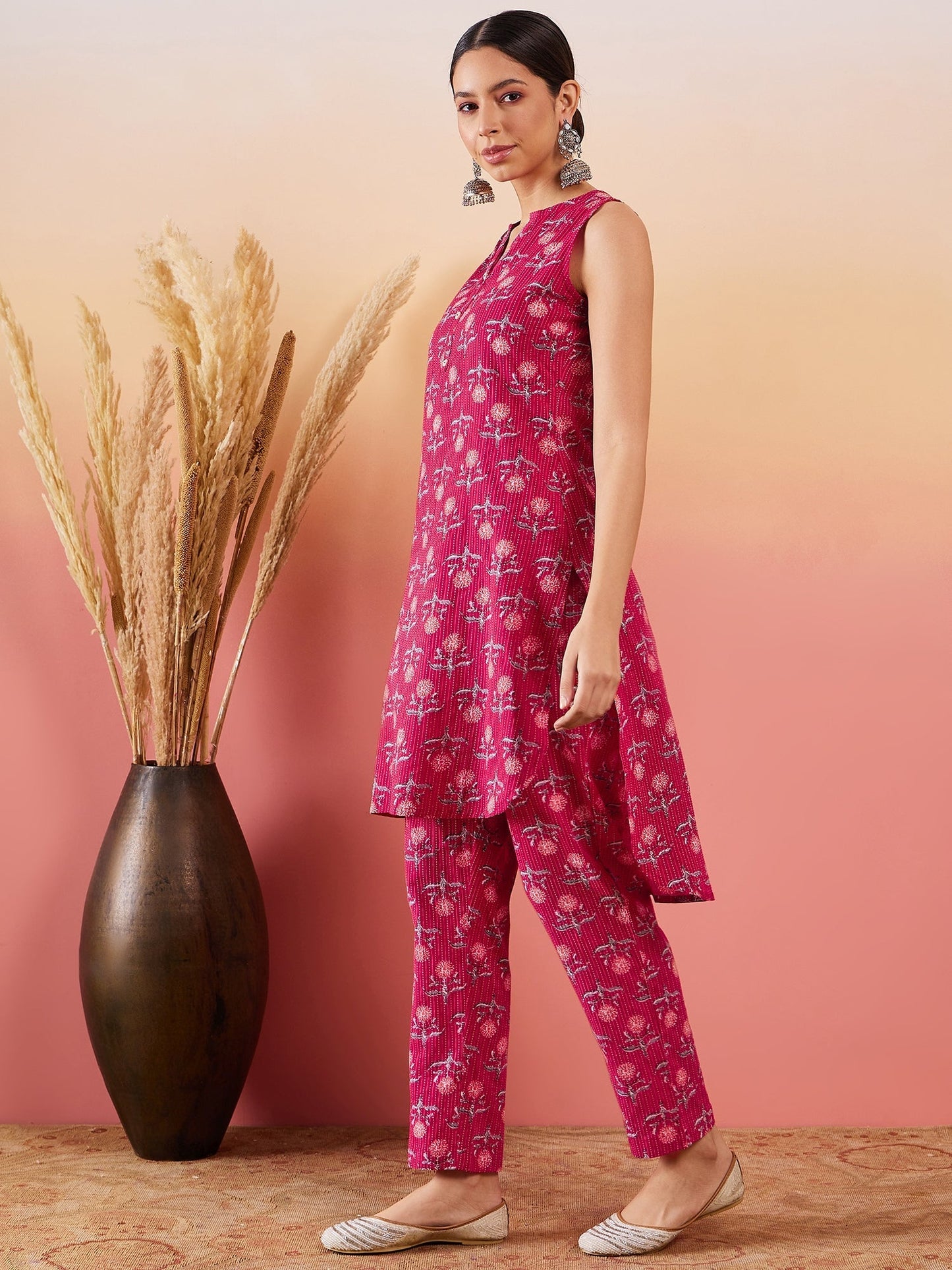 InWeave Red Kantha Print Mandarin V Neck Button Kurta Pant Set - Swadesiicart