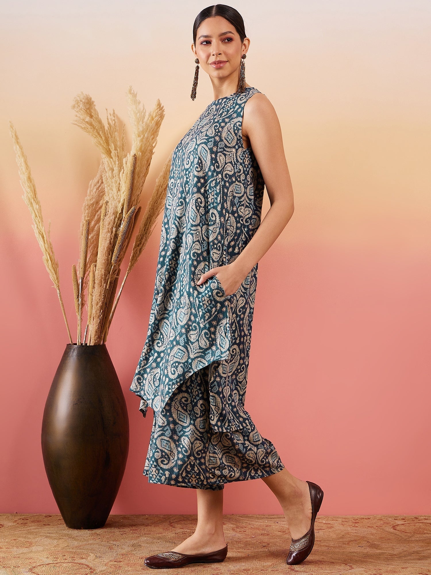 InWeave Slate Grey Paisley Round Neck Kurta Short Palazzo Set - Swadesiicart