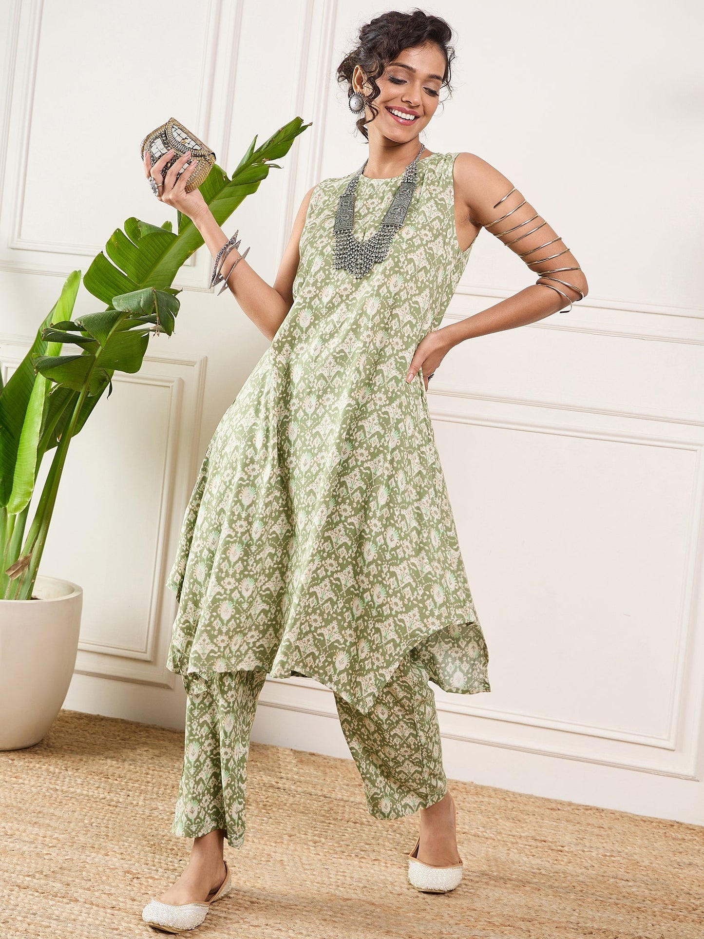 InWeave Apple Green Ikkat Print Foil Round Neck Kurta Pant Set - Swadesiicart