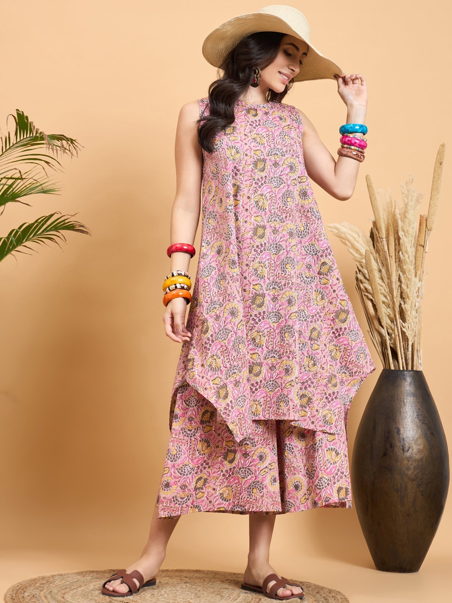 InWeave Pastel Pink Kantha Floral Jaal Short Palazzo Set - Swadesiicart