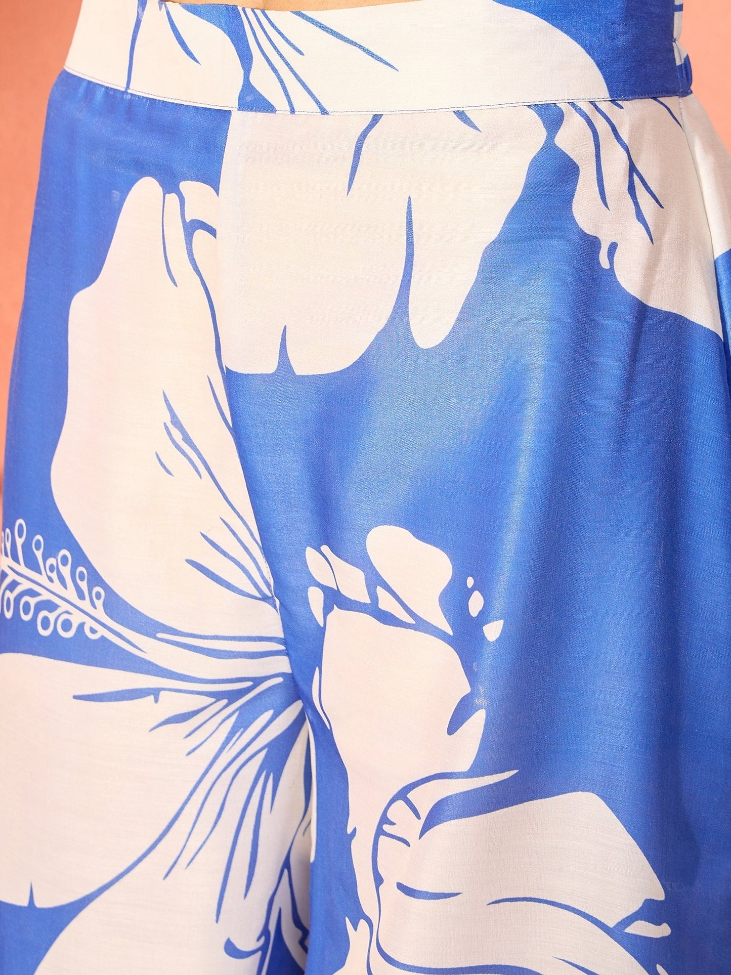 InWeave Azure Blue Hibiscus Kurta Set - Swadesiicart
