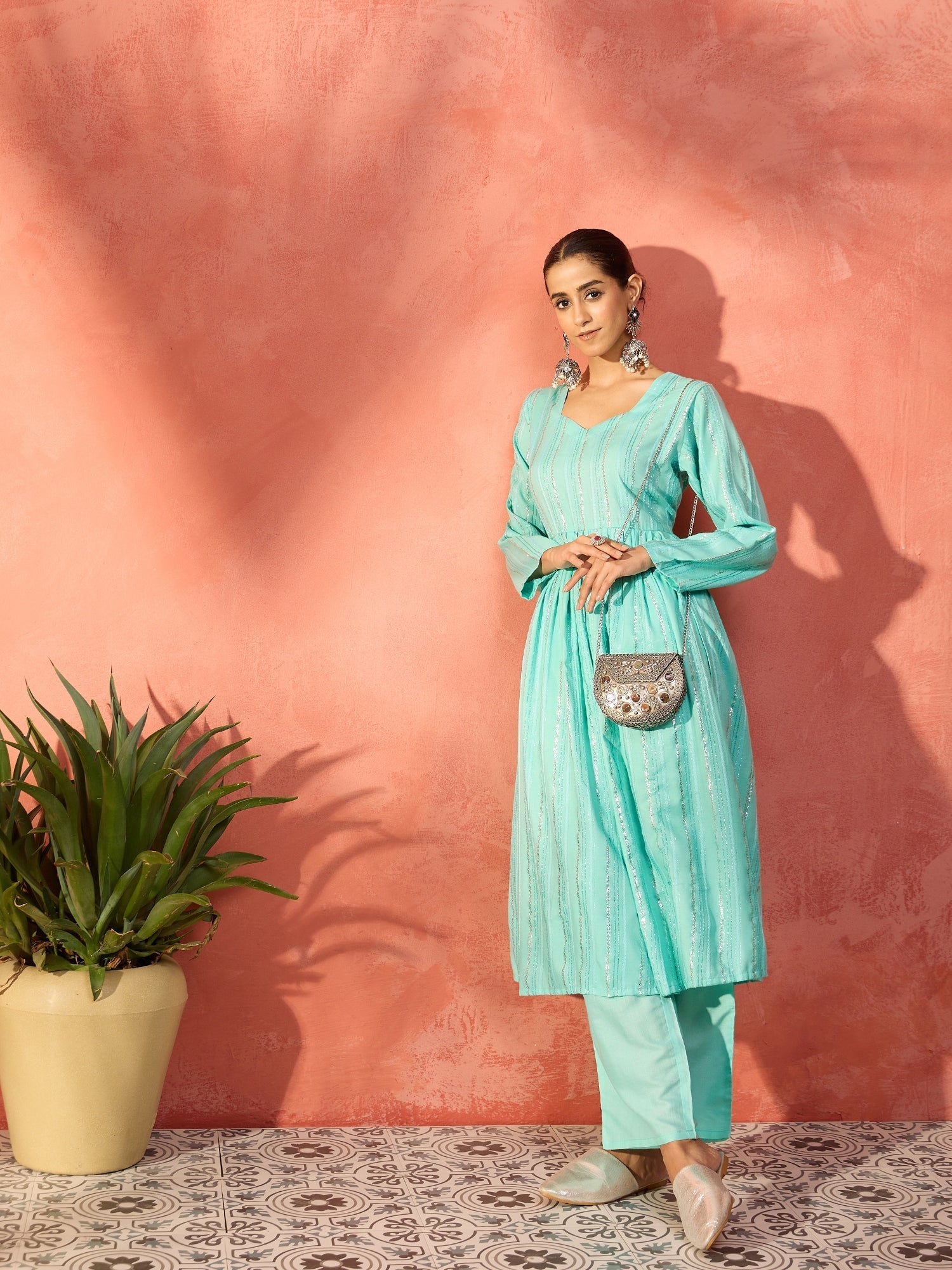 InWeave Mint Green Lurex Sweetheart Neck Short Kurta Pant Set - Swadesiicart