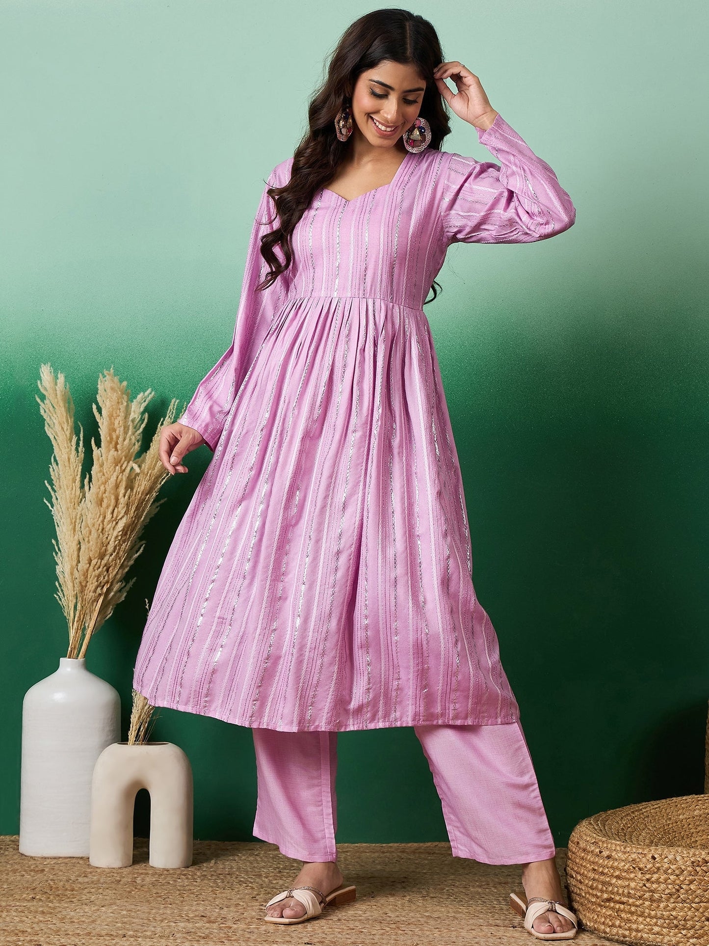 InWeave Lavender Lurex Sweetheart Neck Short Kurta Pant Set - Swadesiicart