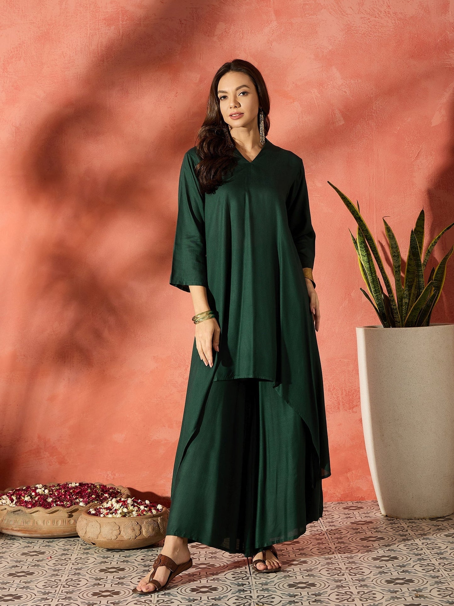 InWeave Dark Green Mandarin Neck High Low Kurta Set - Swadesiicart