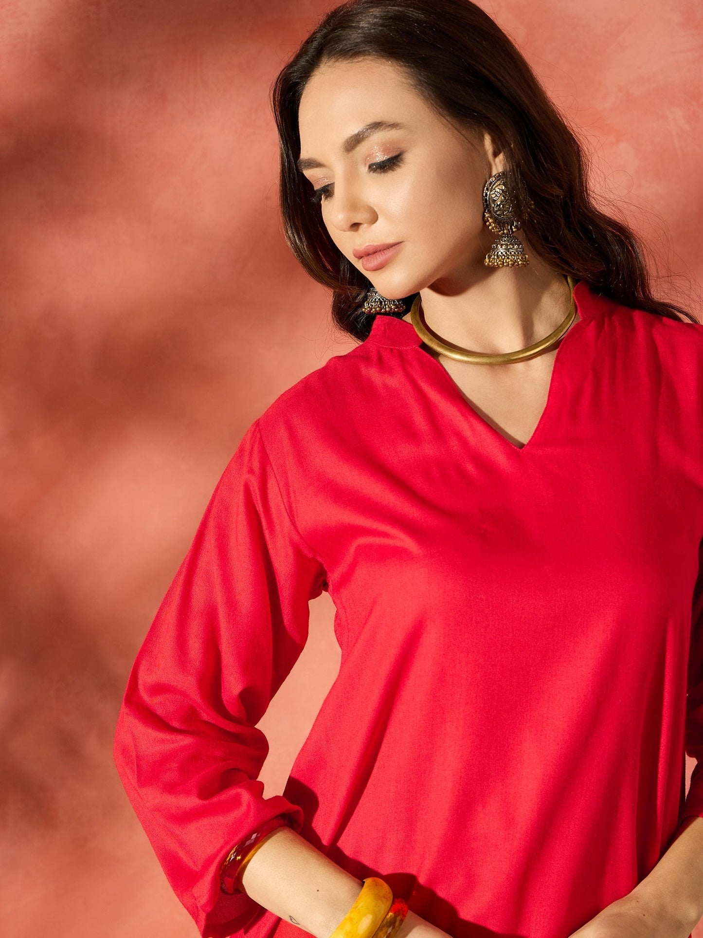 InWeave Red Mandarin Neck High Low Kurta Set - Swadesiicart