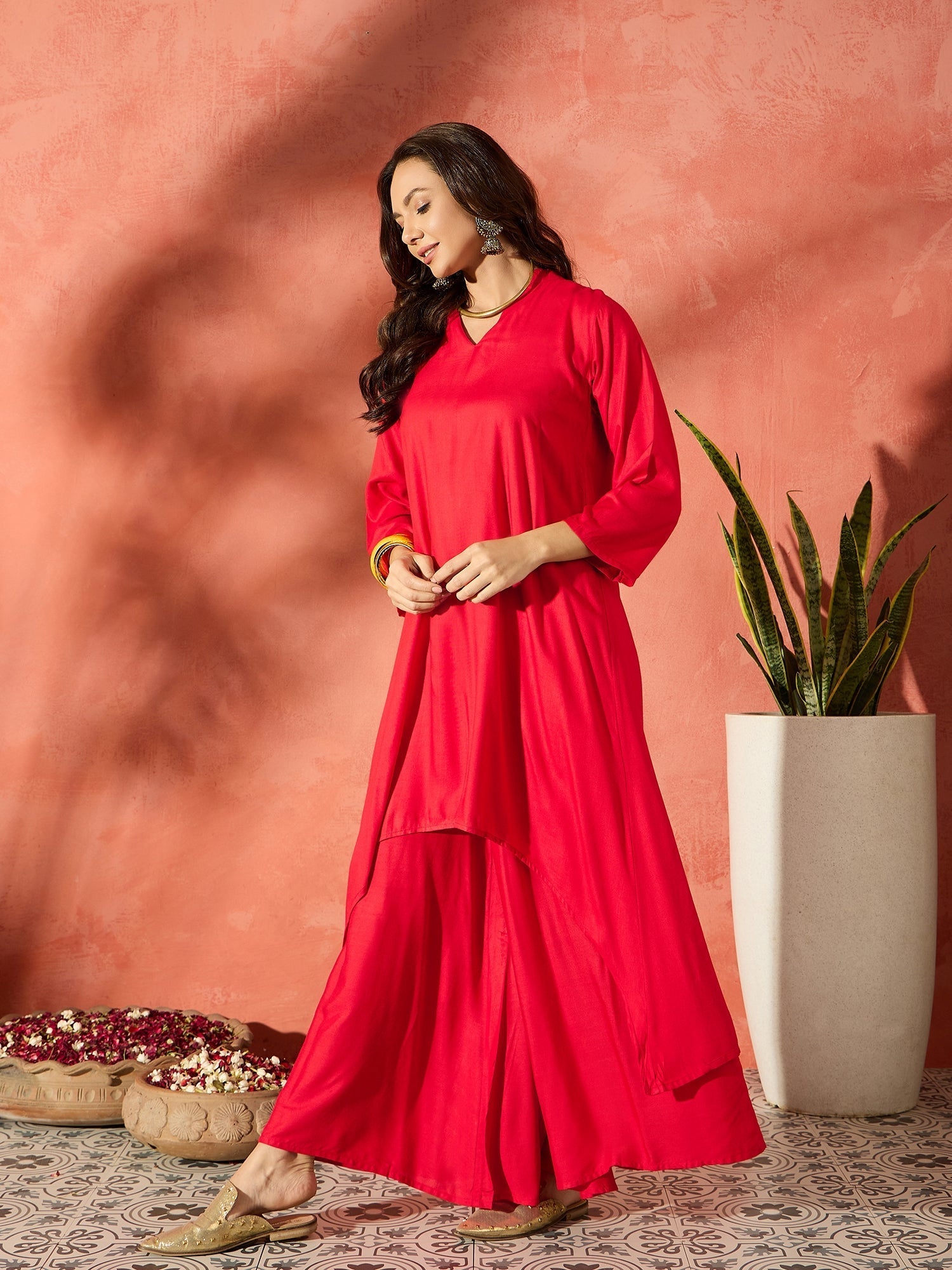 InWeave Red Mandarin Neck High Low Kurta Set - Swadesiicart