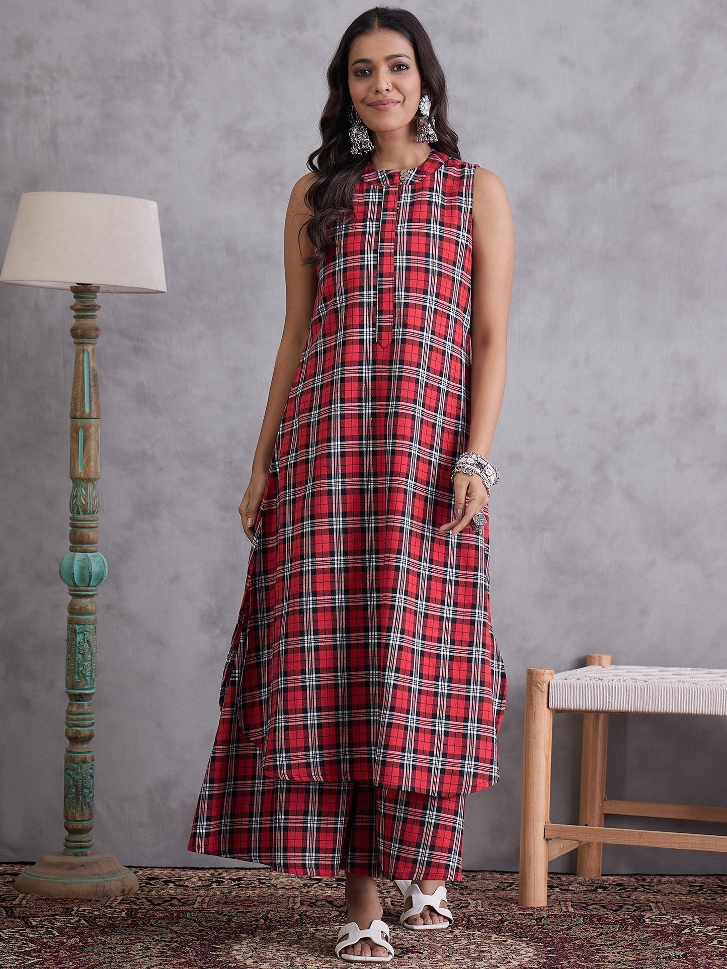 InWeave Red Black Check Kurta Set - Swadesiicart