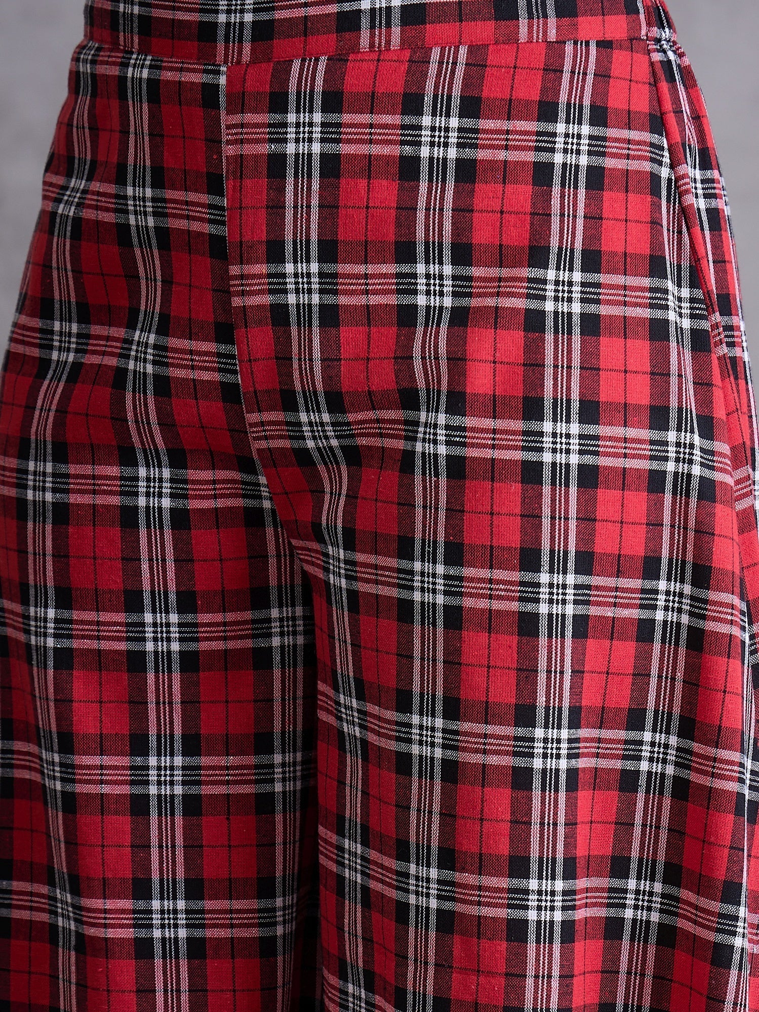 InWeave Red Black Check Kurta Set - Swadesiicart