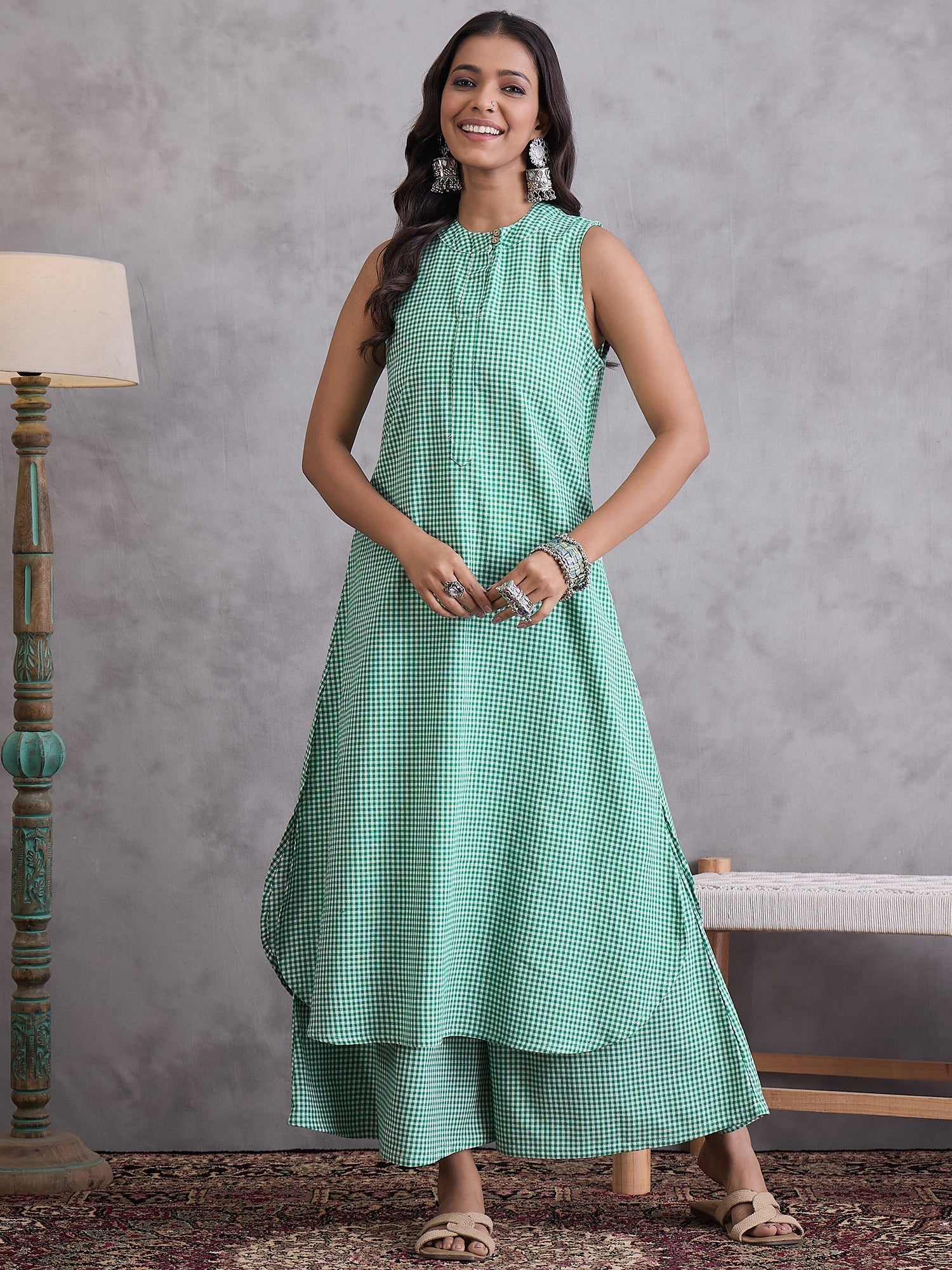 InWeave Green Small Check Kurta Set - Swadesiicart