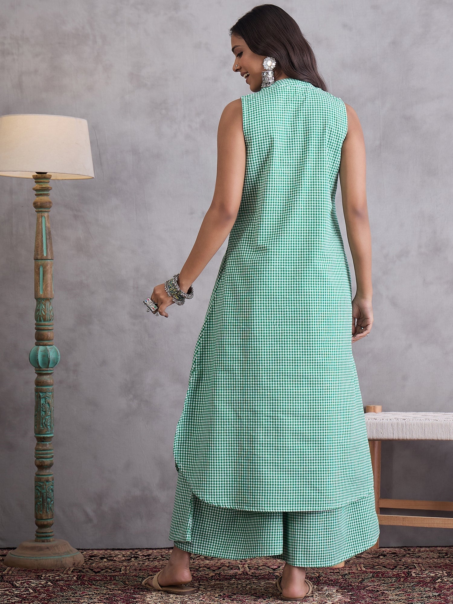 InWeave Green Small Check Kurta Set - Swadesiicart